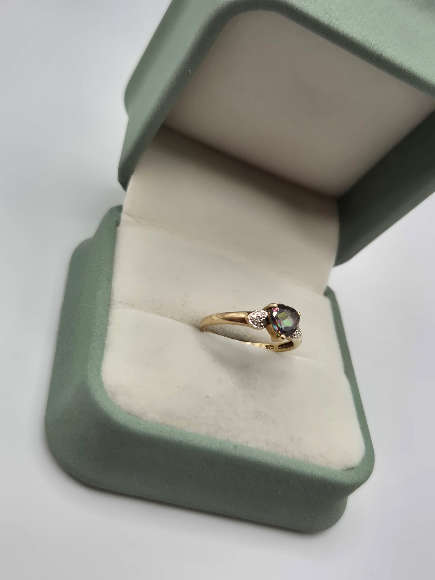 9ct gold mystic topaz and diamond ring