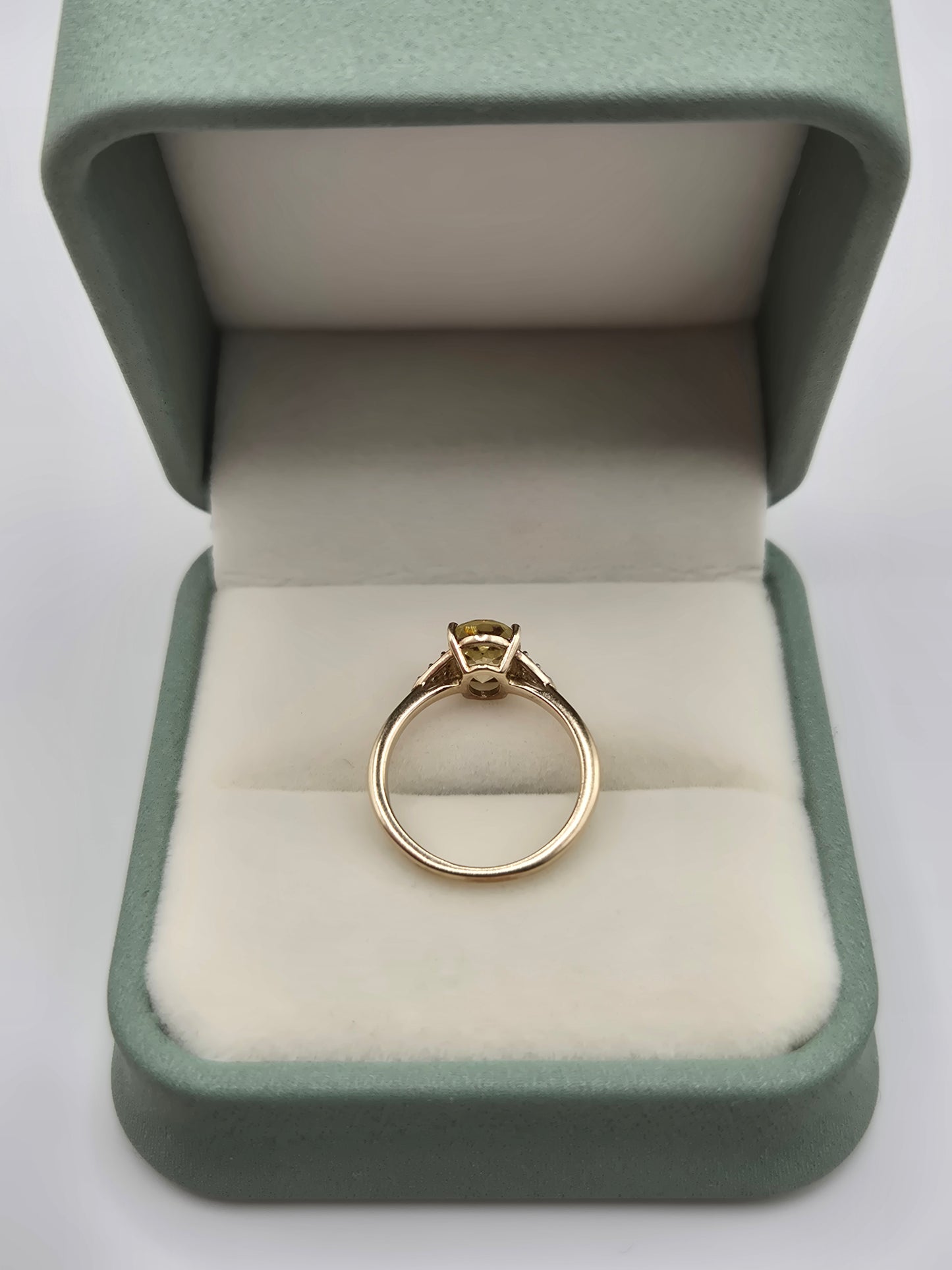 9ct gold lemon quartz and diamond ring