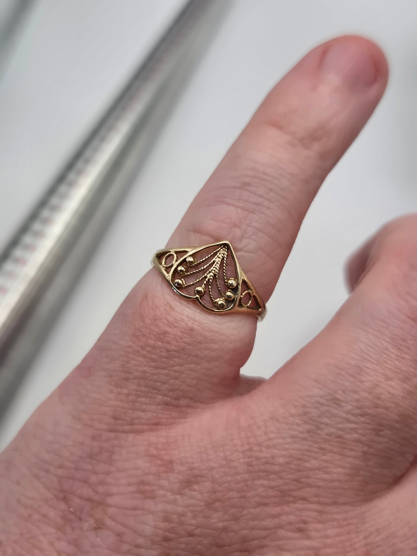9ct gold heart ring