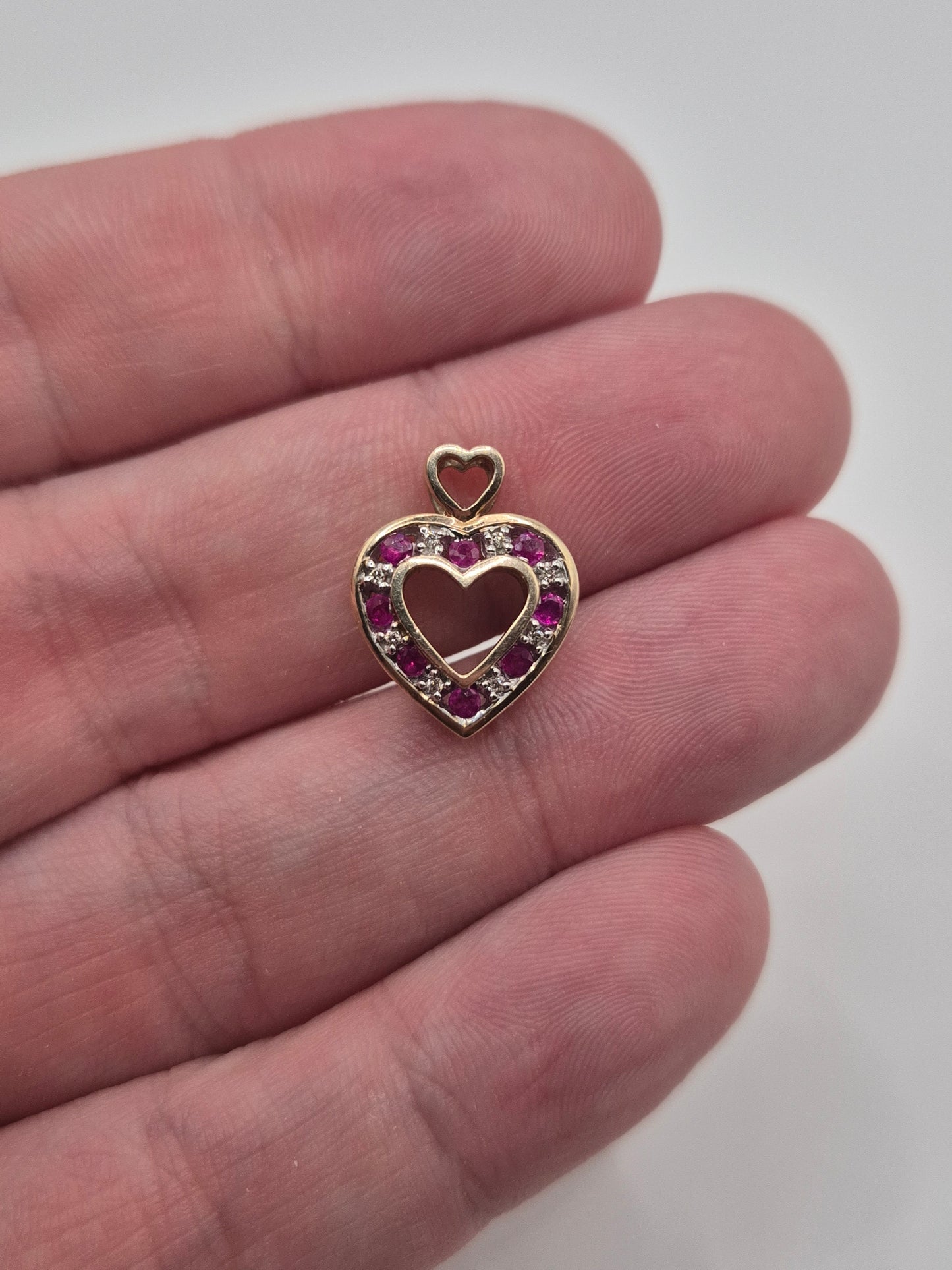 9ct gold ruby and diamond heart pendant