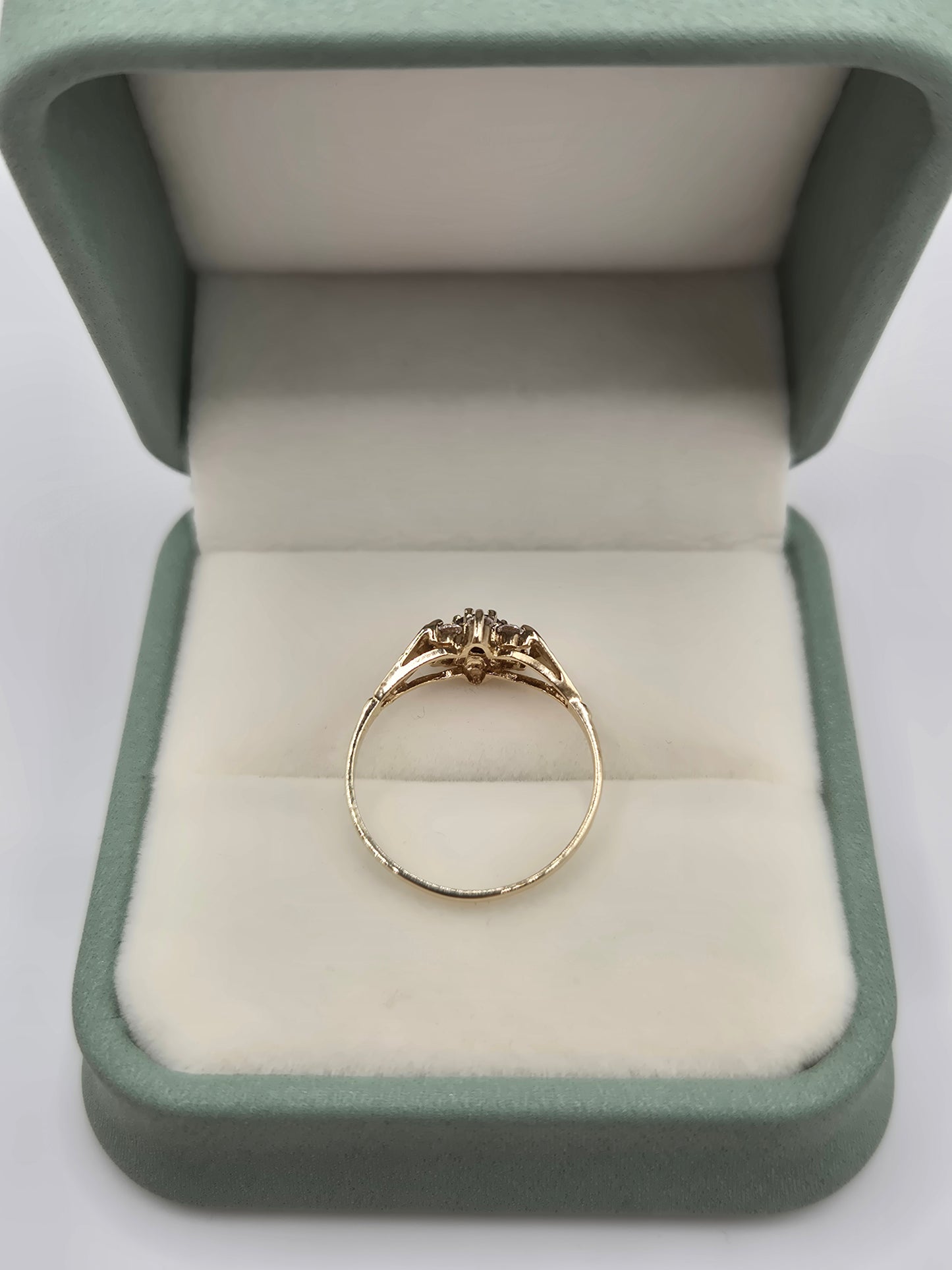 9ct gold sapphire and cz ring