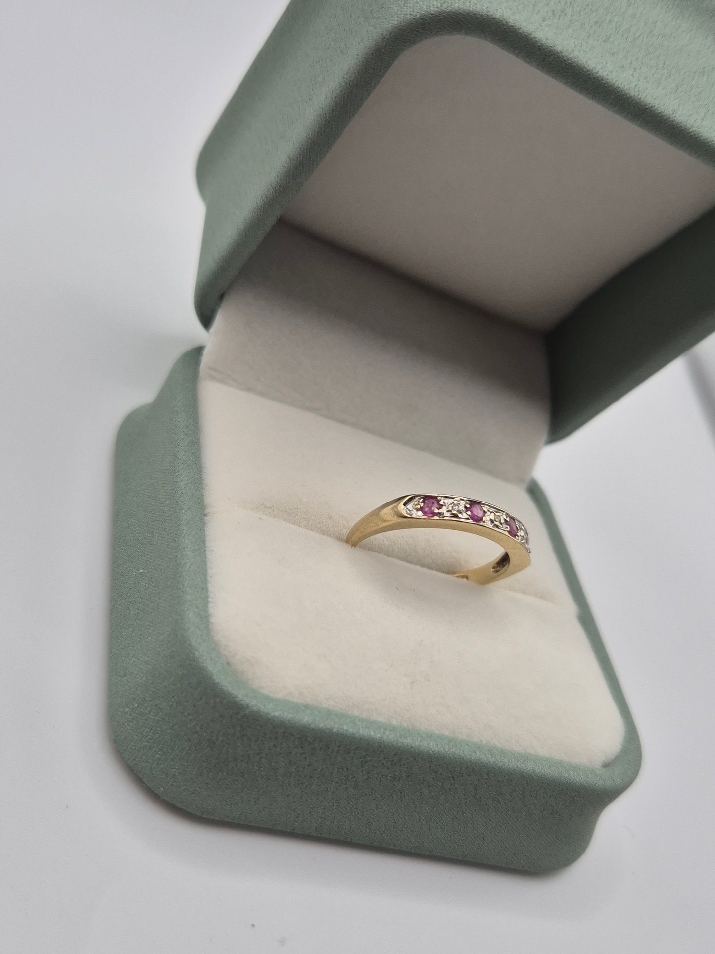 9ct gold ruby and diamond ring