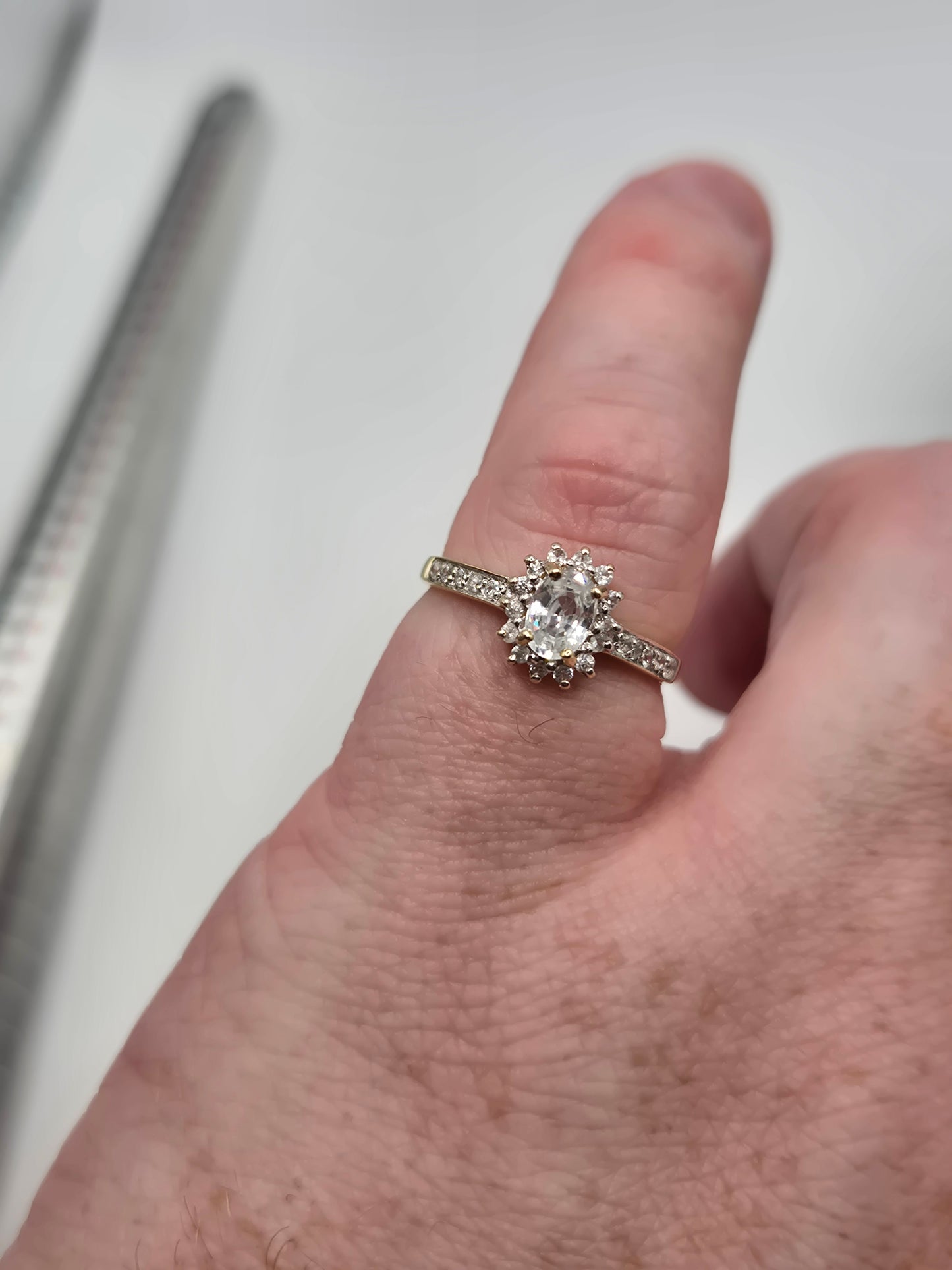 9ct gold cz cluster ring