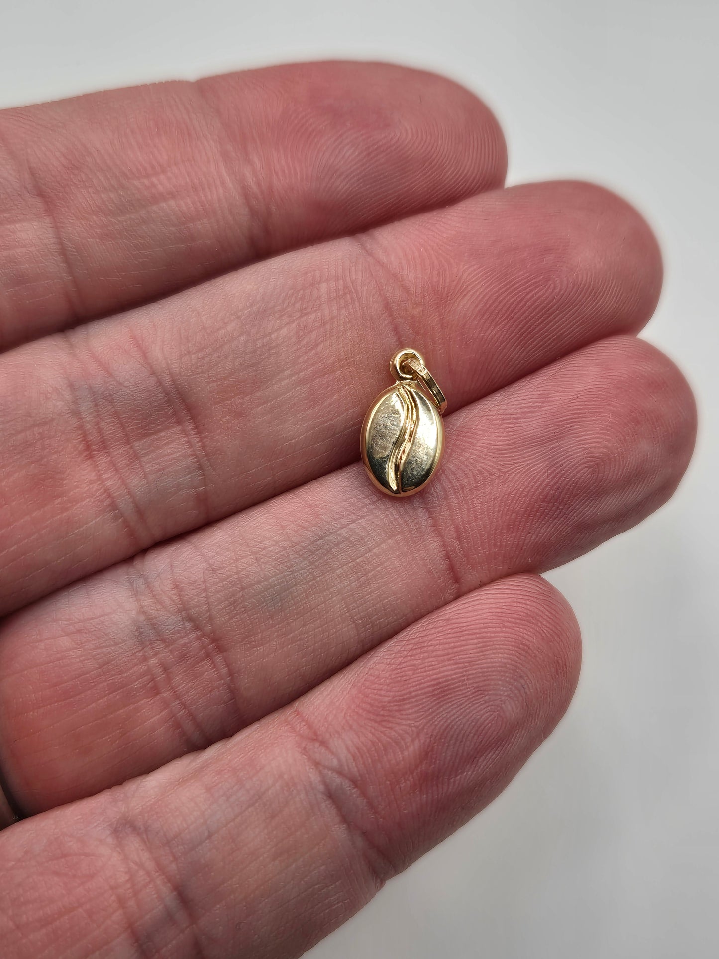 9ct gold coffee bean charm