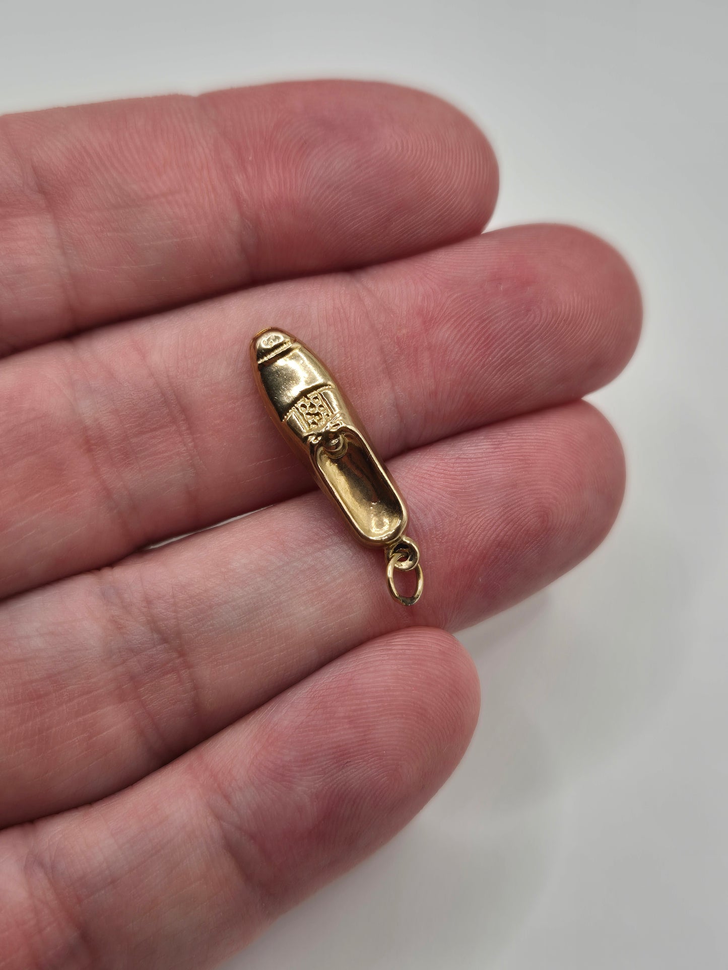 9ct gold shoe charm