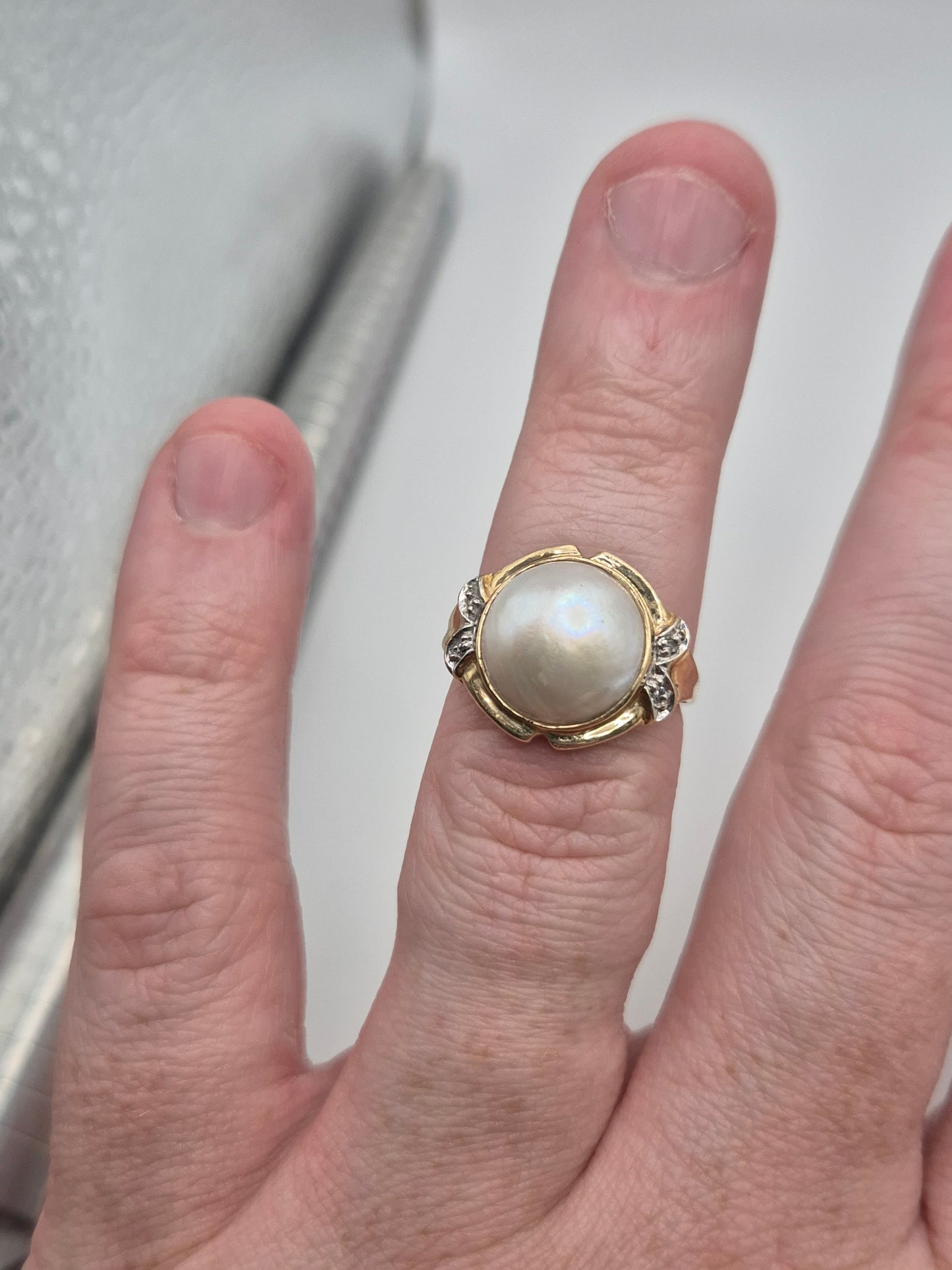 14ct gold pearl and diamond ring