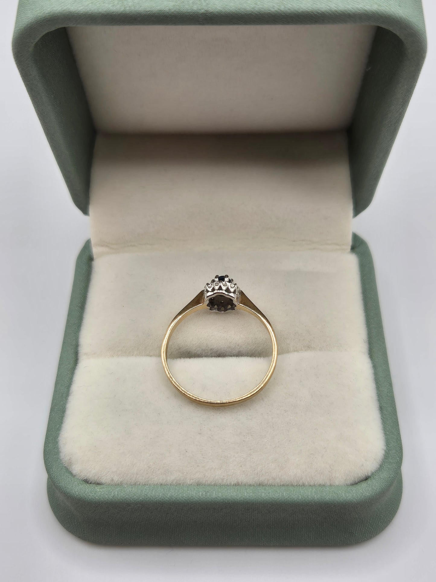 9ct gold topaz and diamond ring