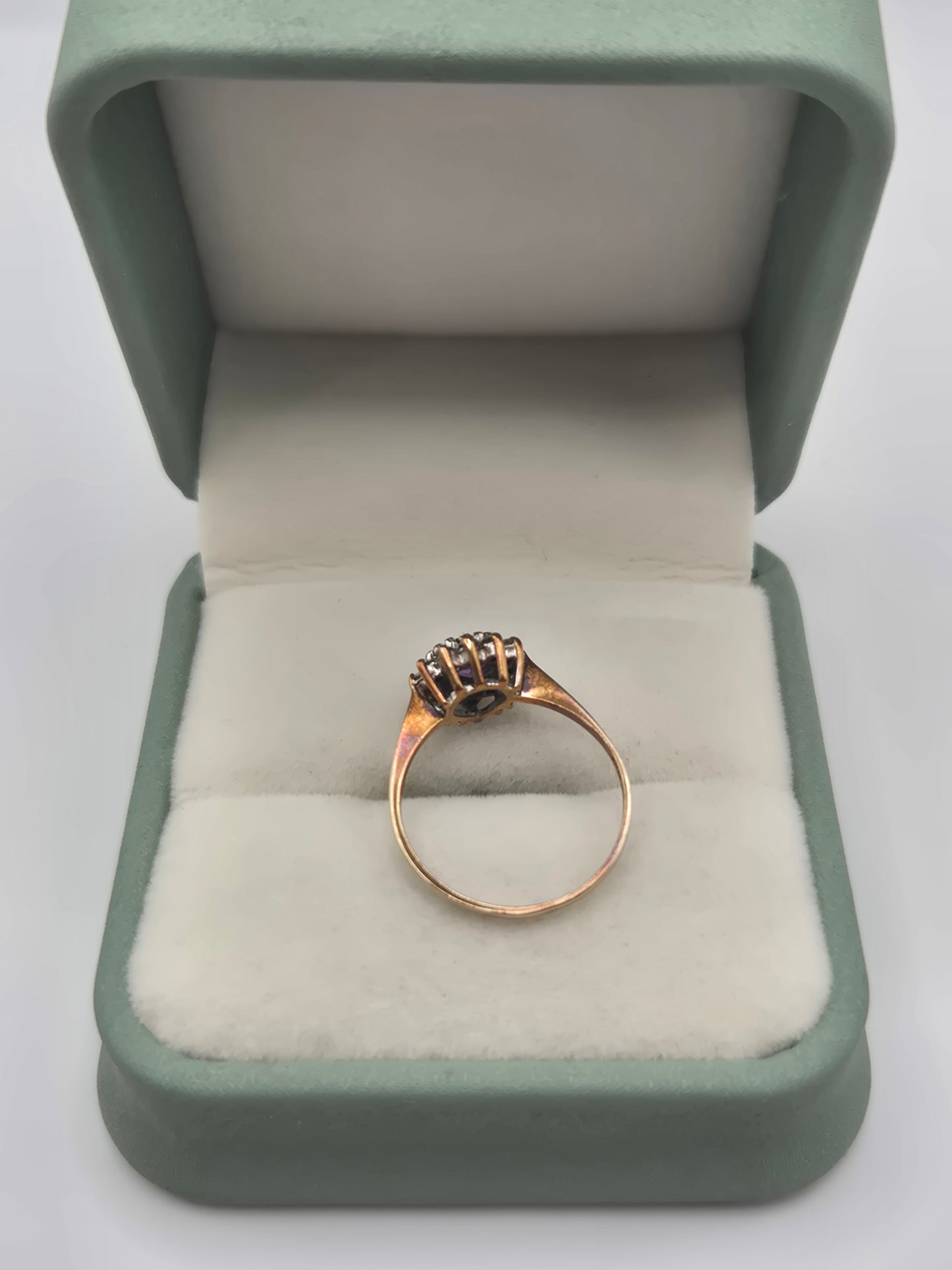 9ct gold amethyst and cz ring