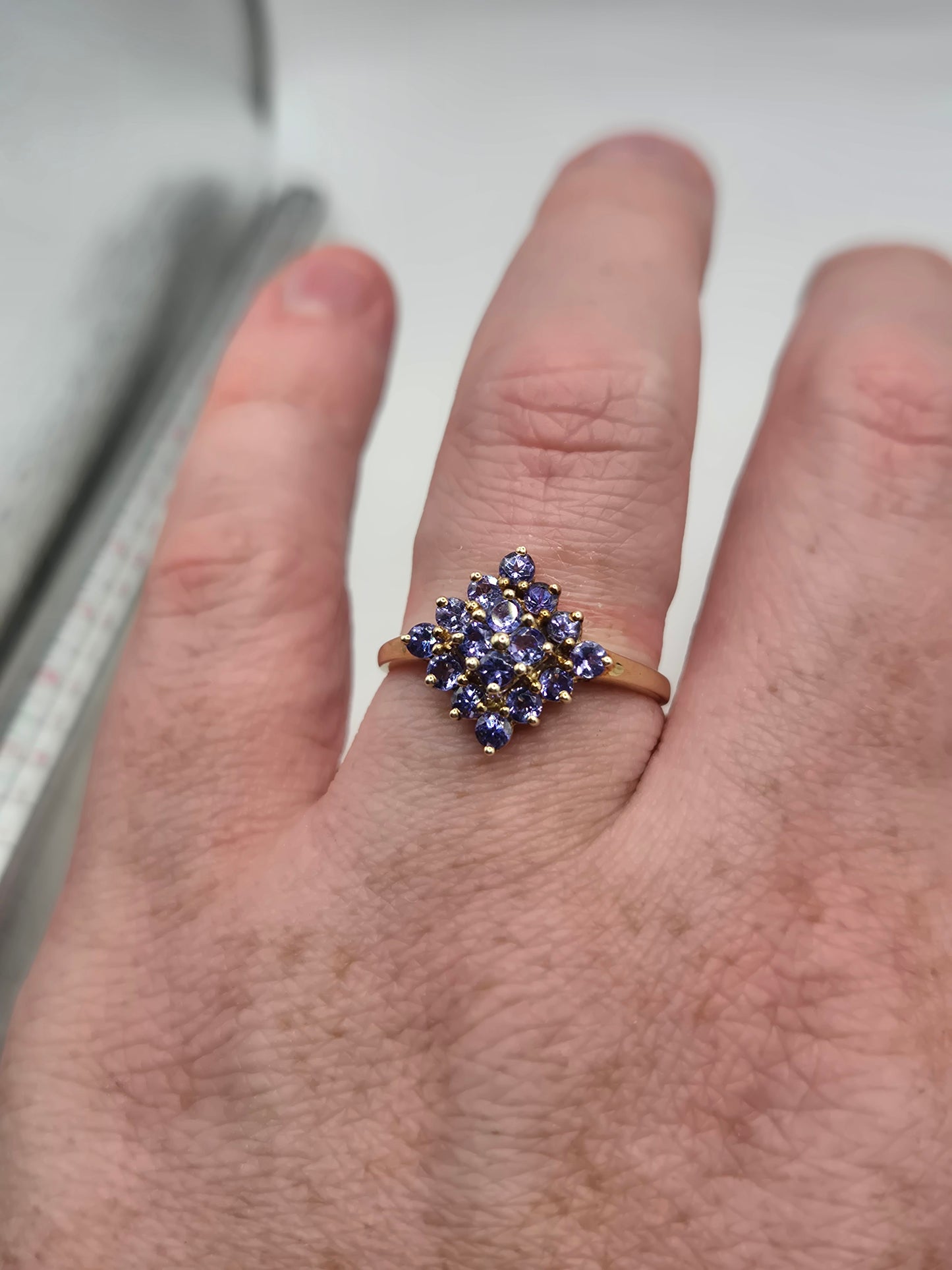 9ct gold tanzanite cluster ring