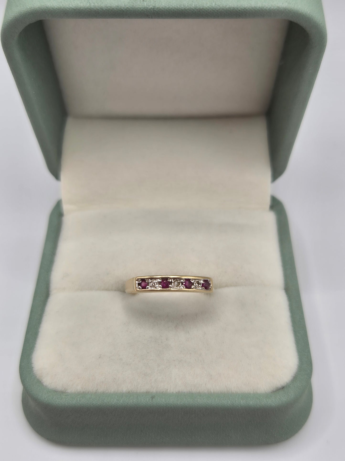 9ct gold ruby and diamond ring