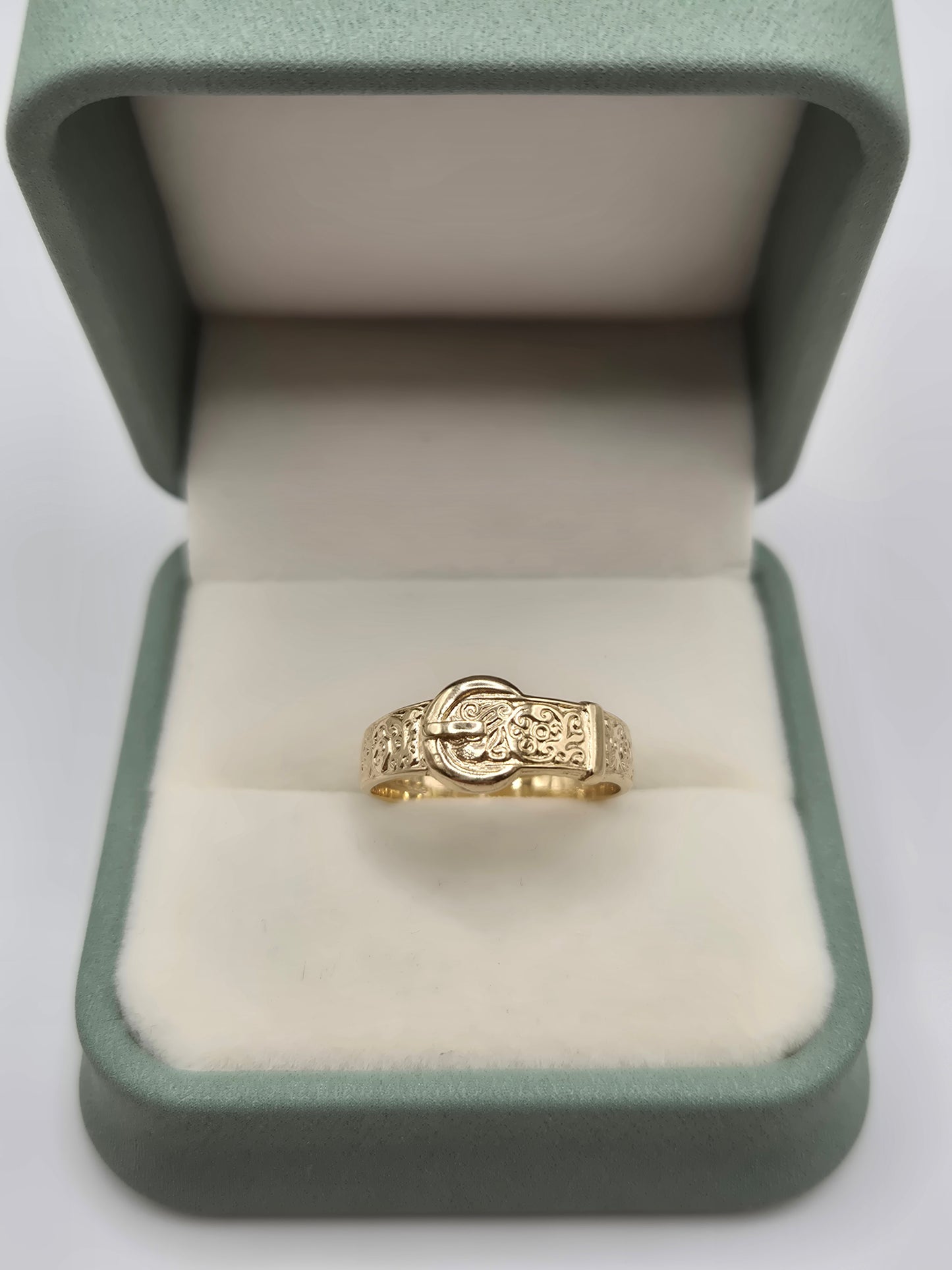 9ct gold buckle ring