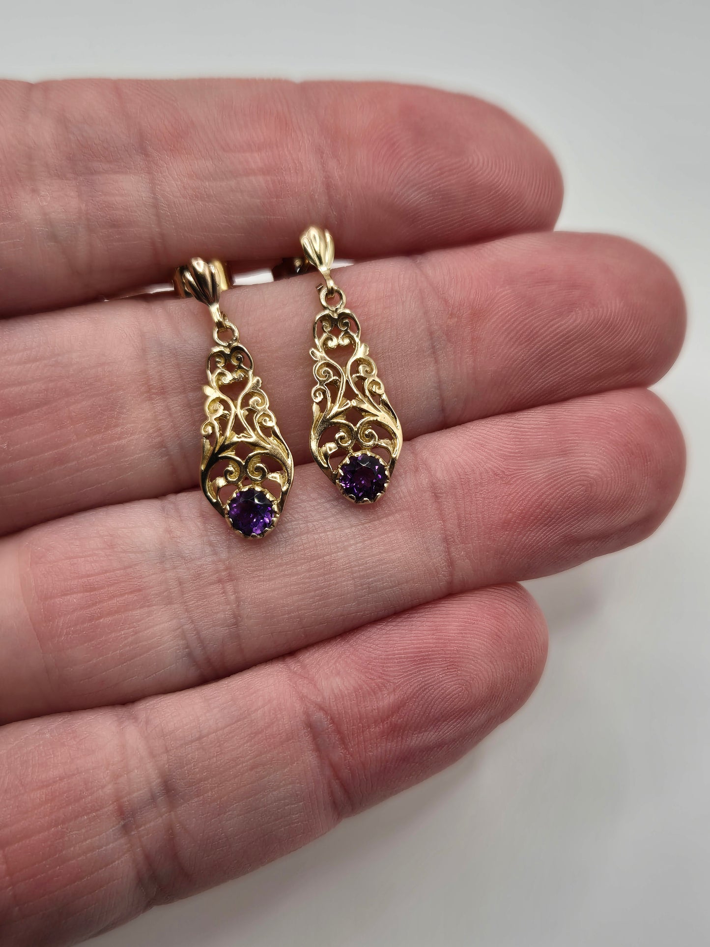 9ct gold amethyst earrings