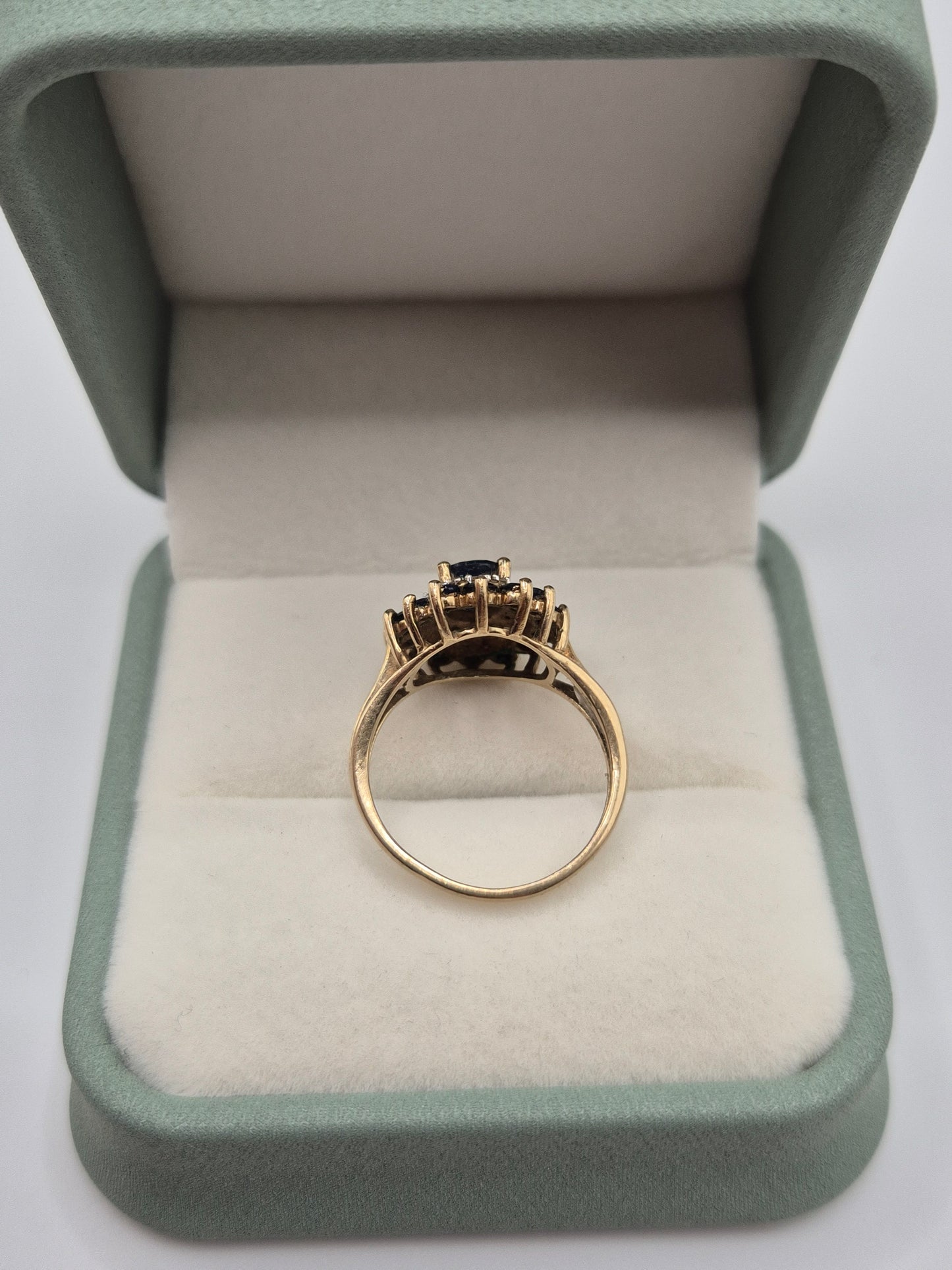 9ct gold sapphire and diamond ring