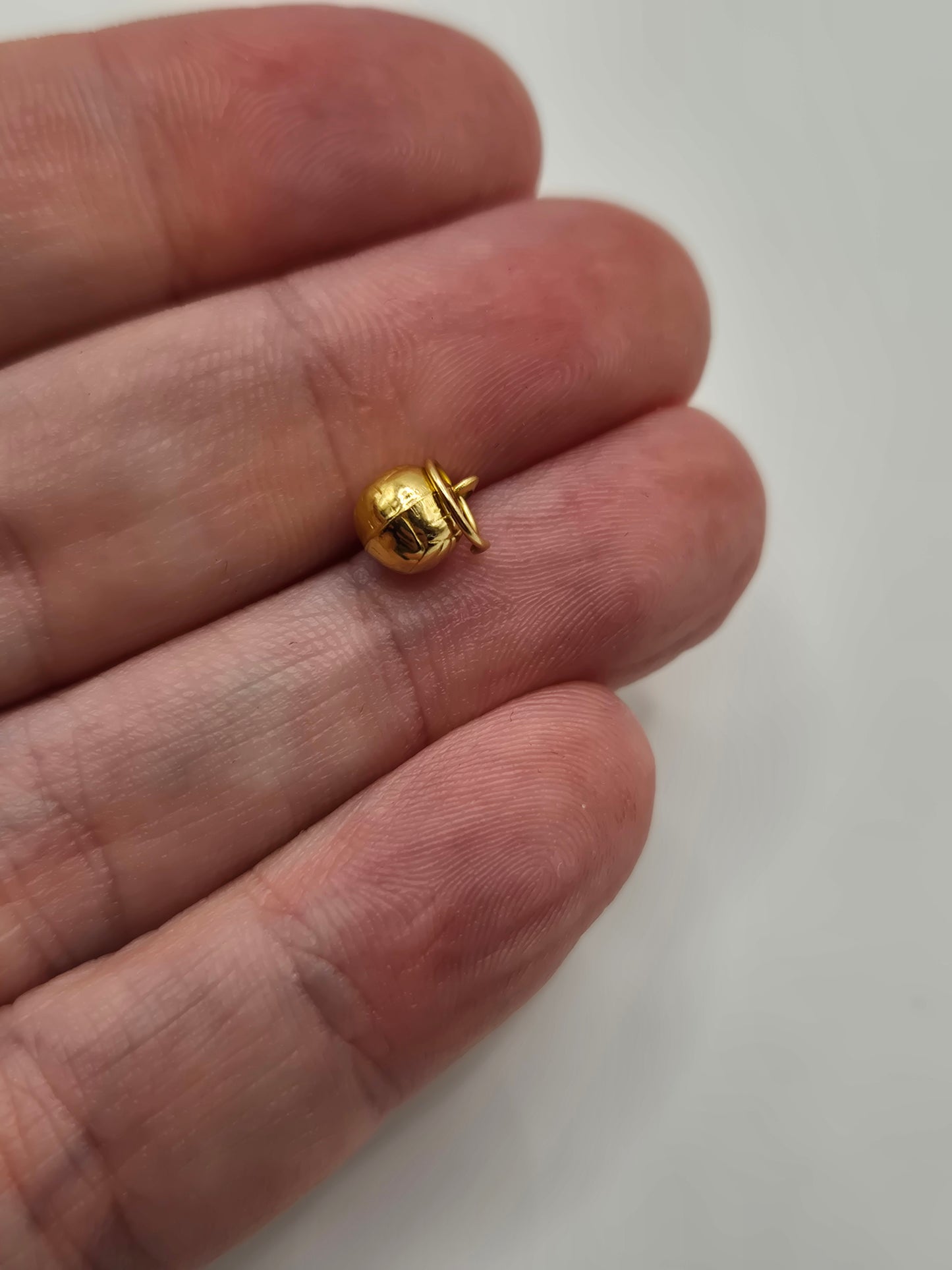 9ct gold football charm
