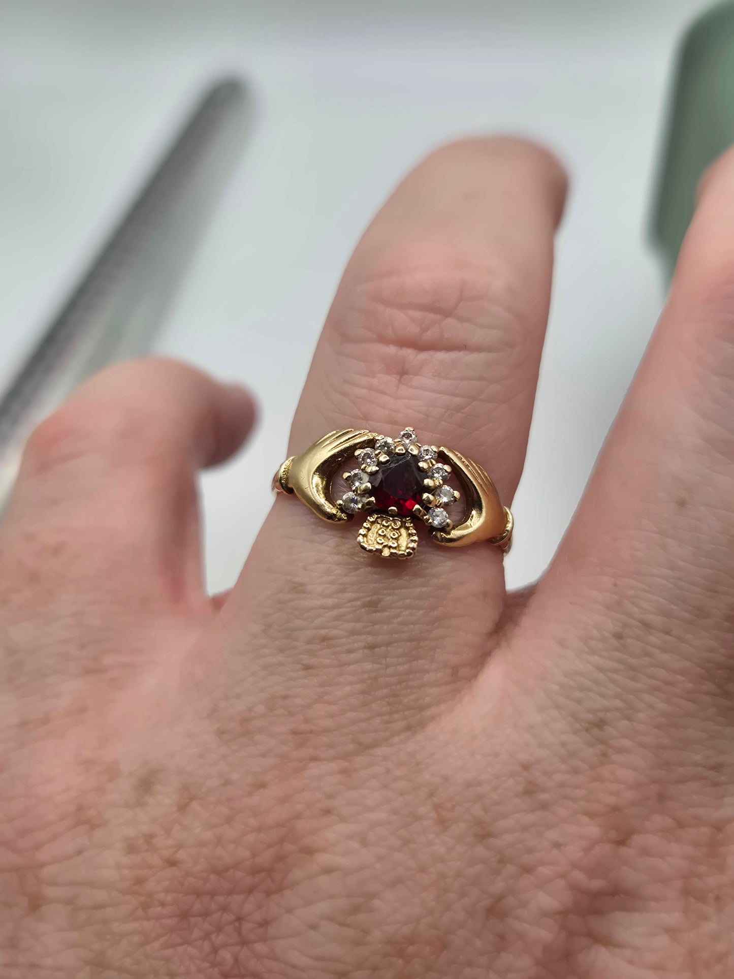 9ct gold garnet and cz claddagh ring
