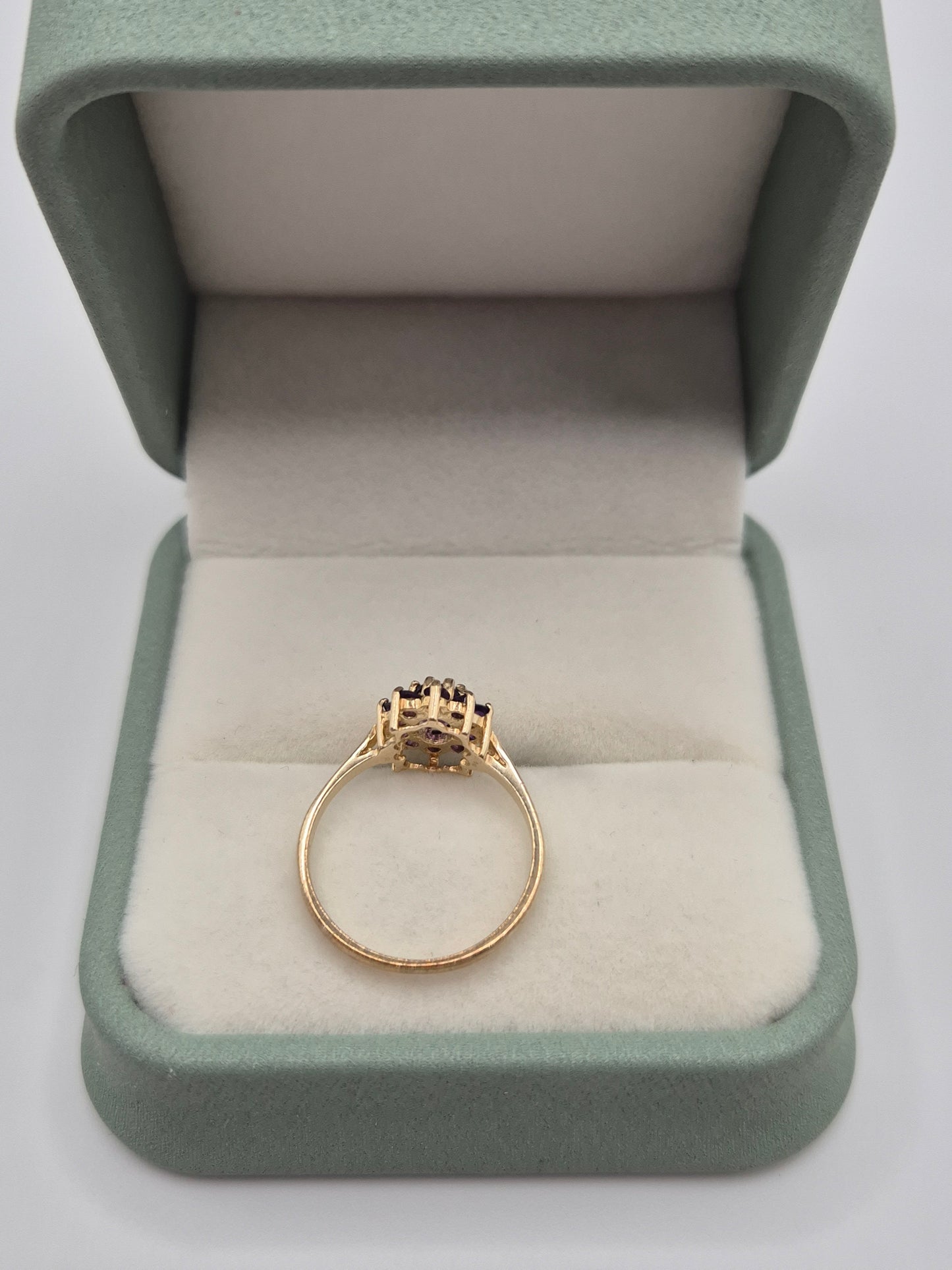 9ct gold amethyst cluster ring