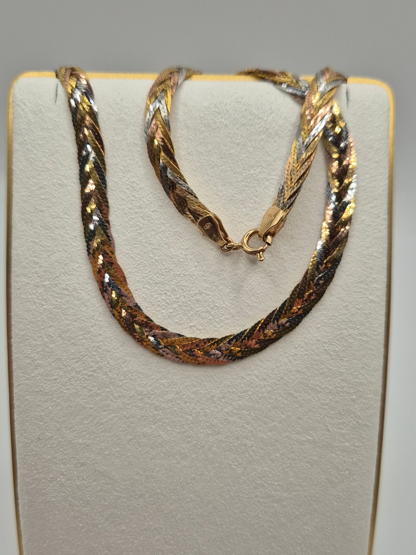 9ct tri gold necklace