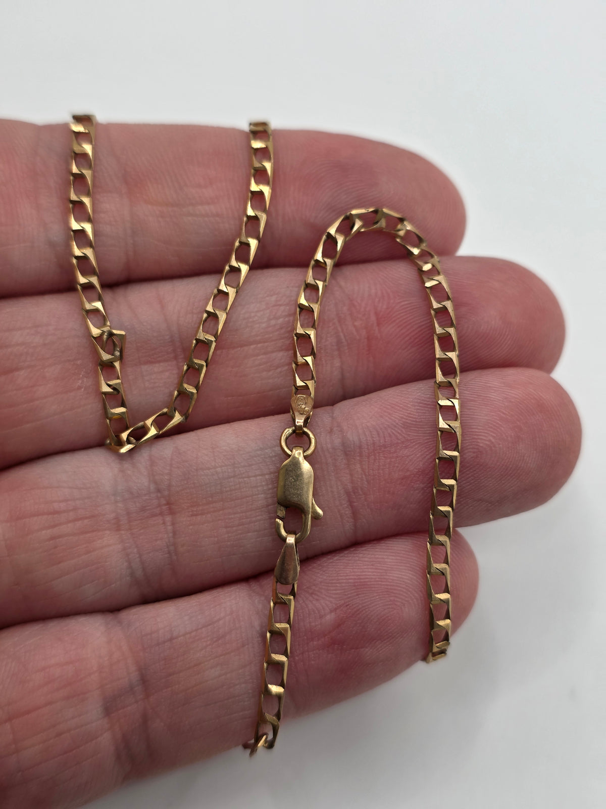 9ct gold chain (132)
