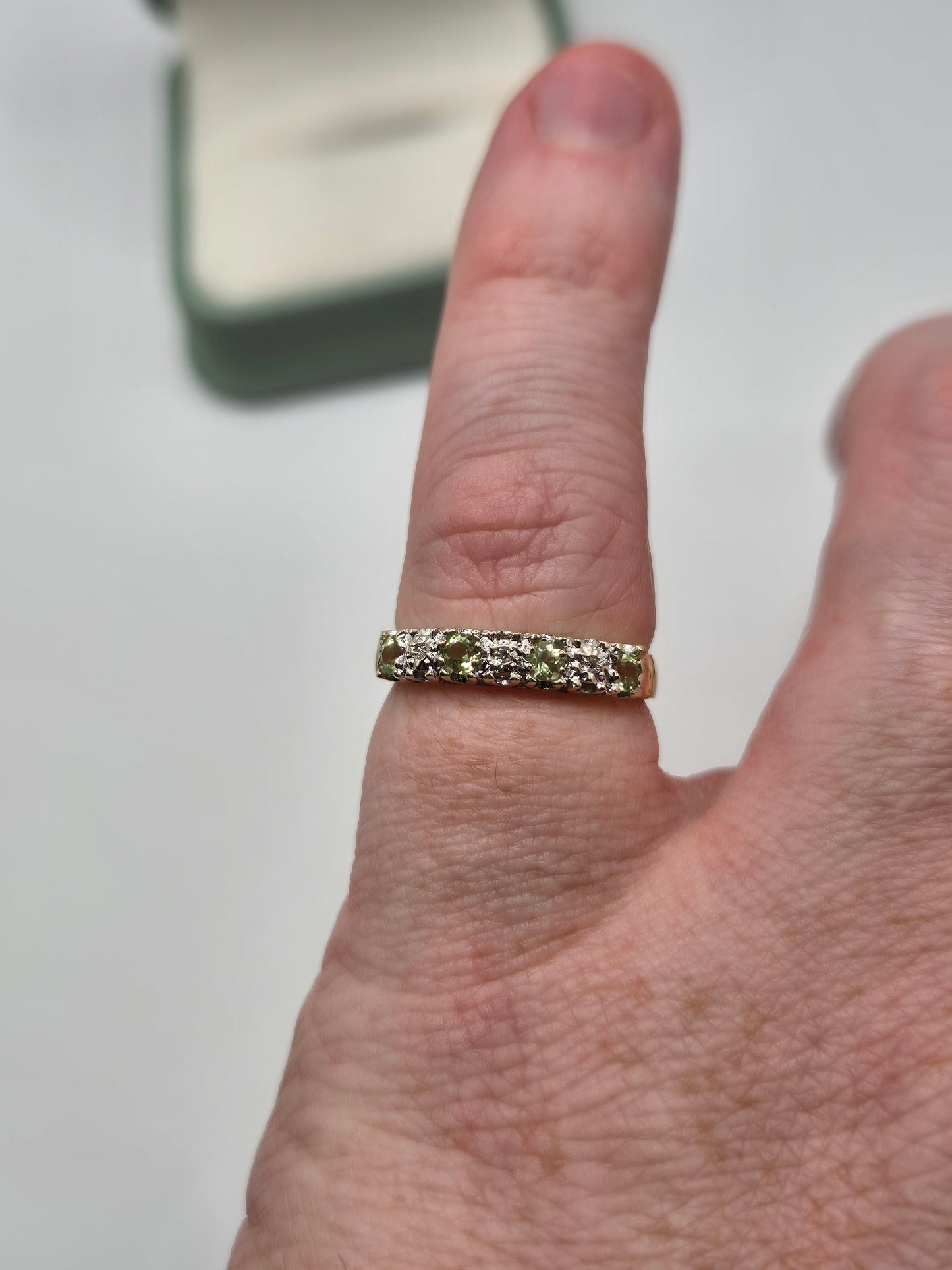 9ct gold peridot and diamond ring