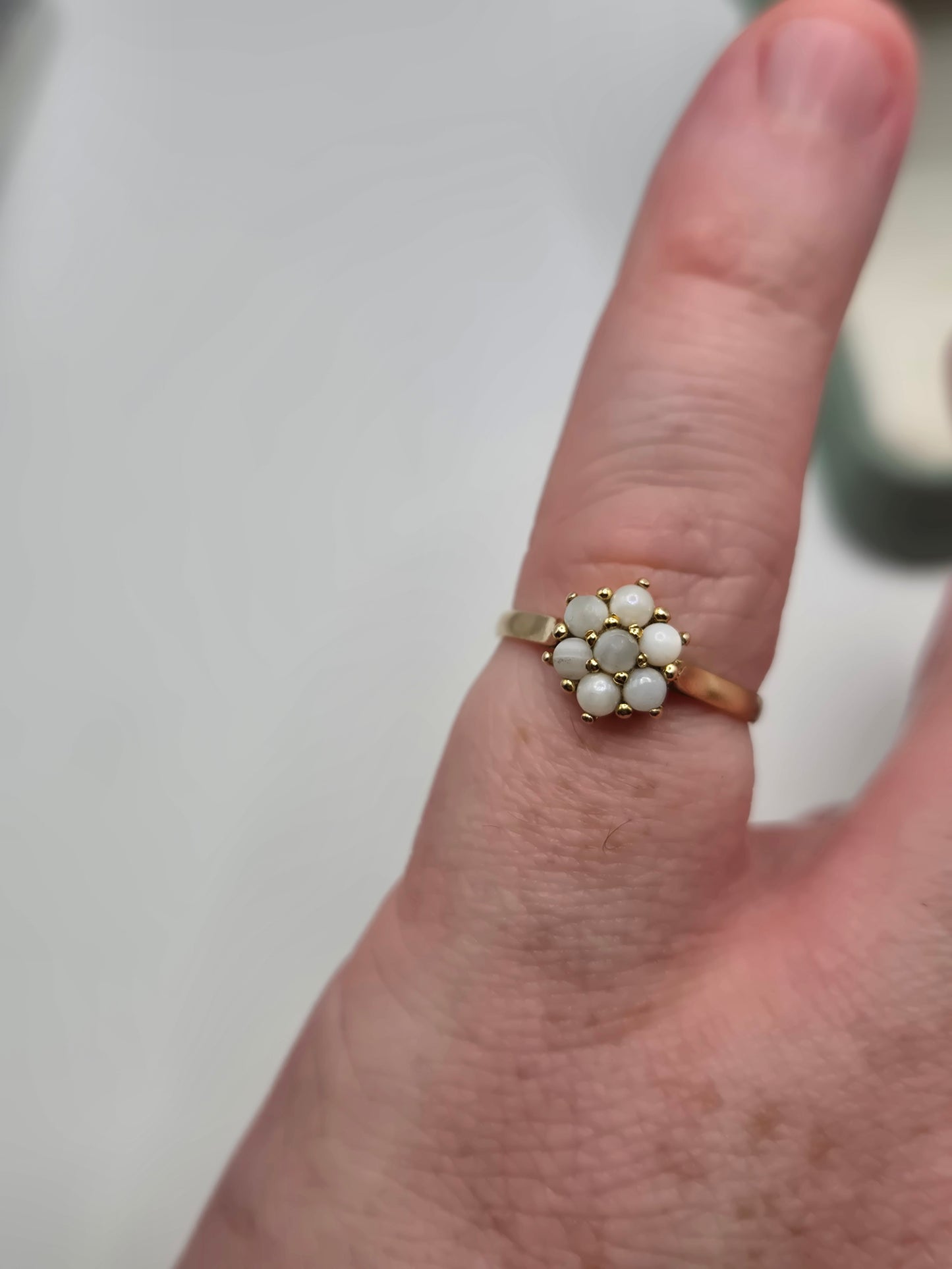 9ct gold opal ring