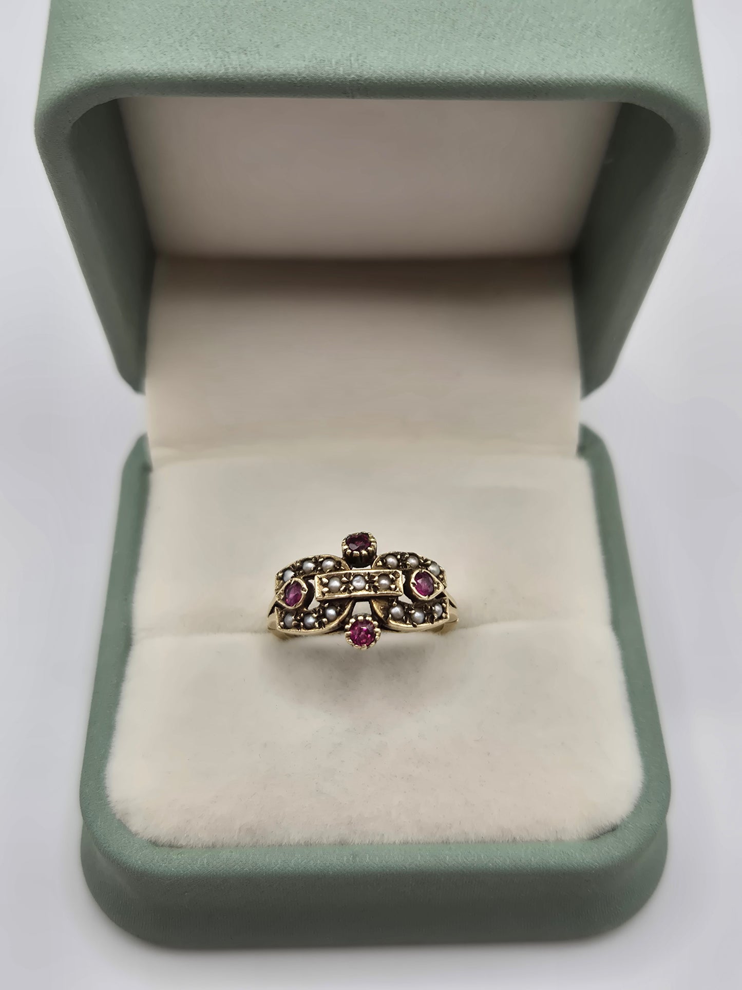 Vintage 9ct gold seed pearl and ruby ring