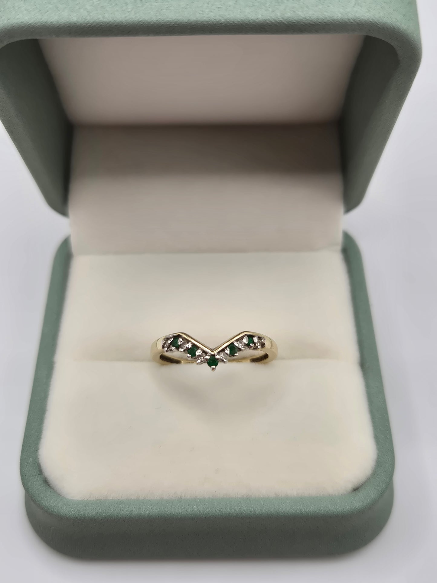 9ct gold emerald and diamond wishbone ring