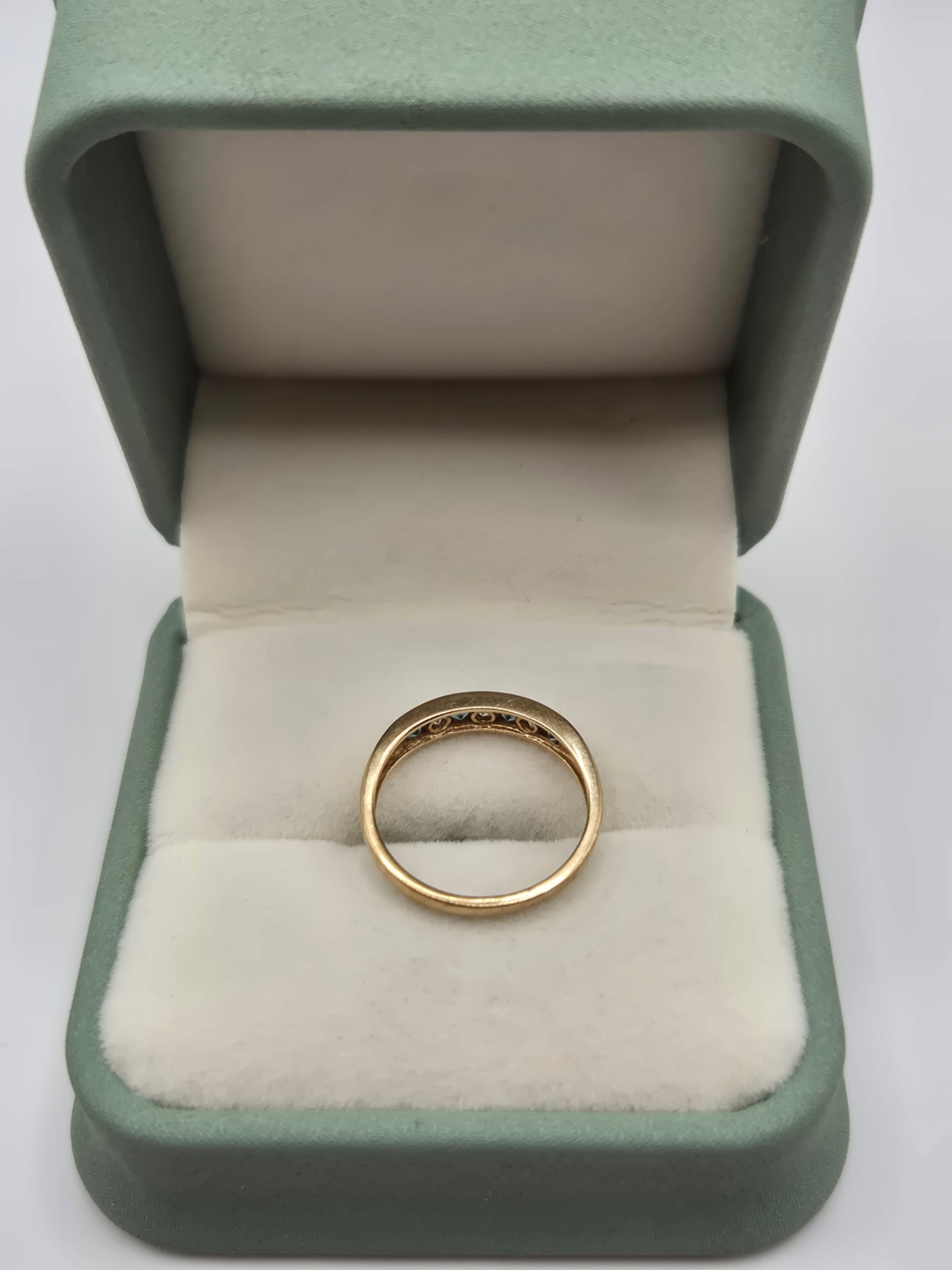 9ct gold topaz ring