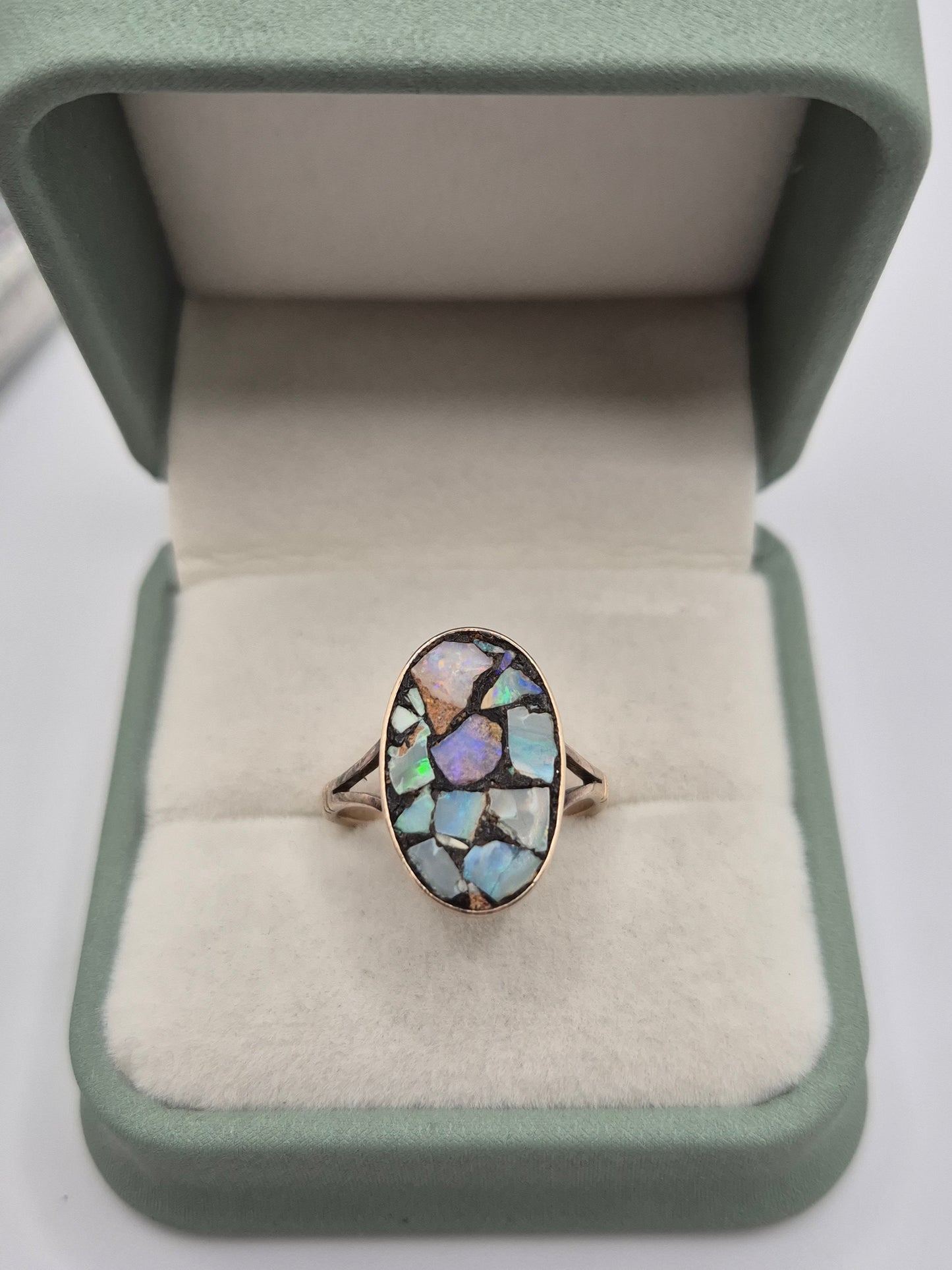9ct gold opal ring
