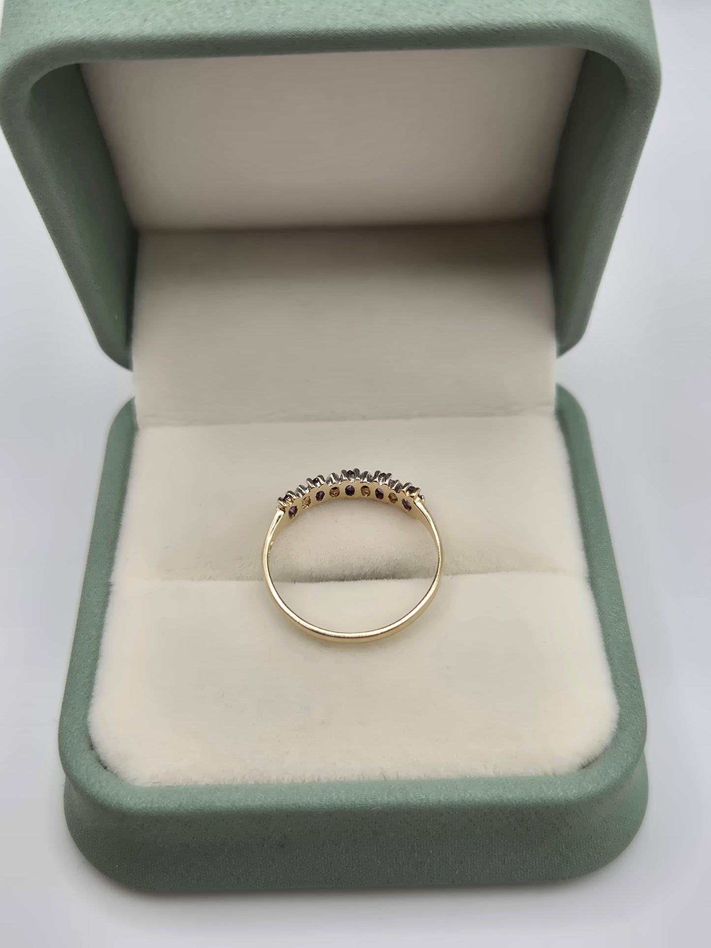 9ct gold amethyst and diamond ring
