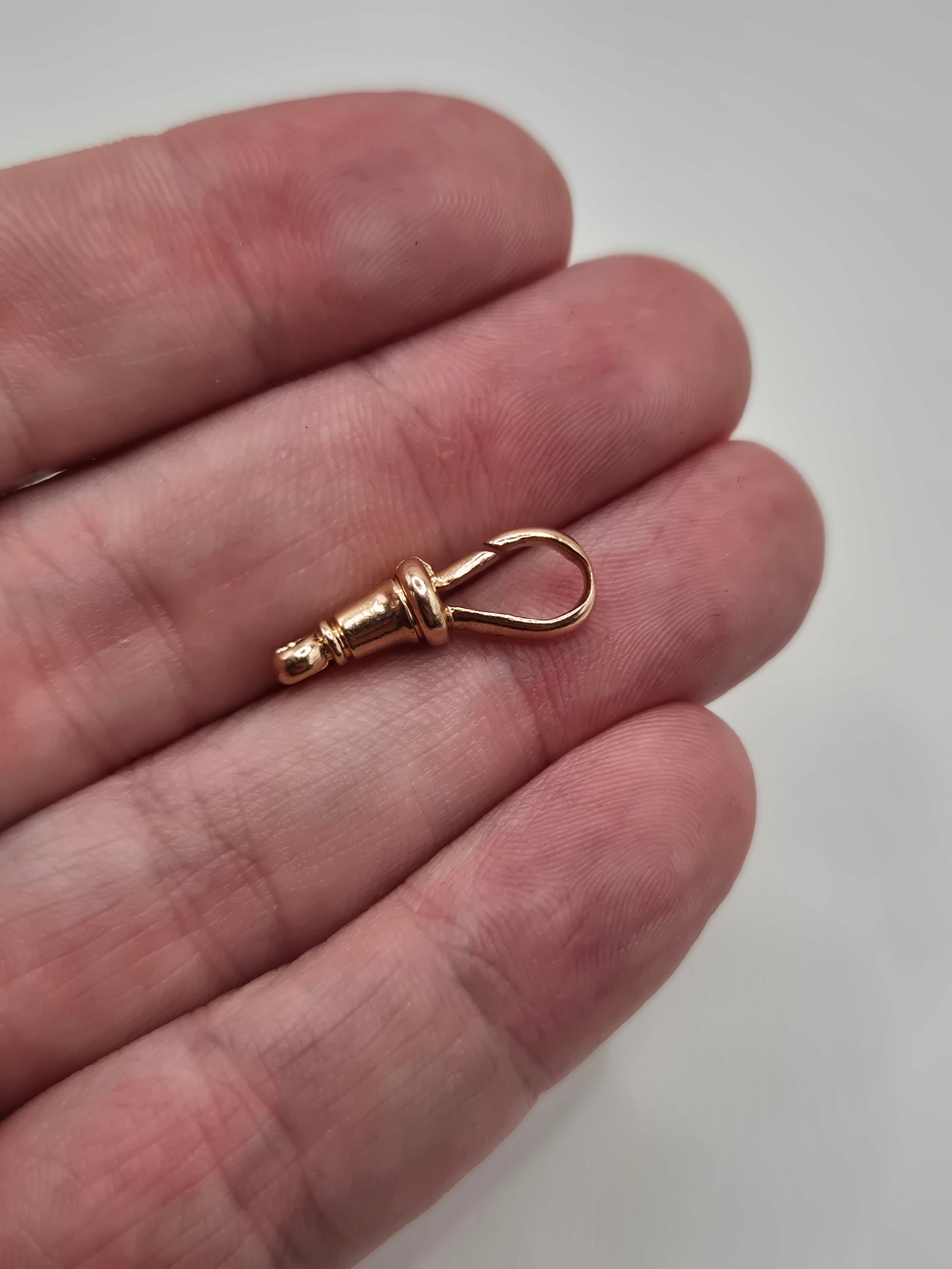 9ct rose gold dog clip (16)