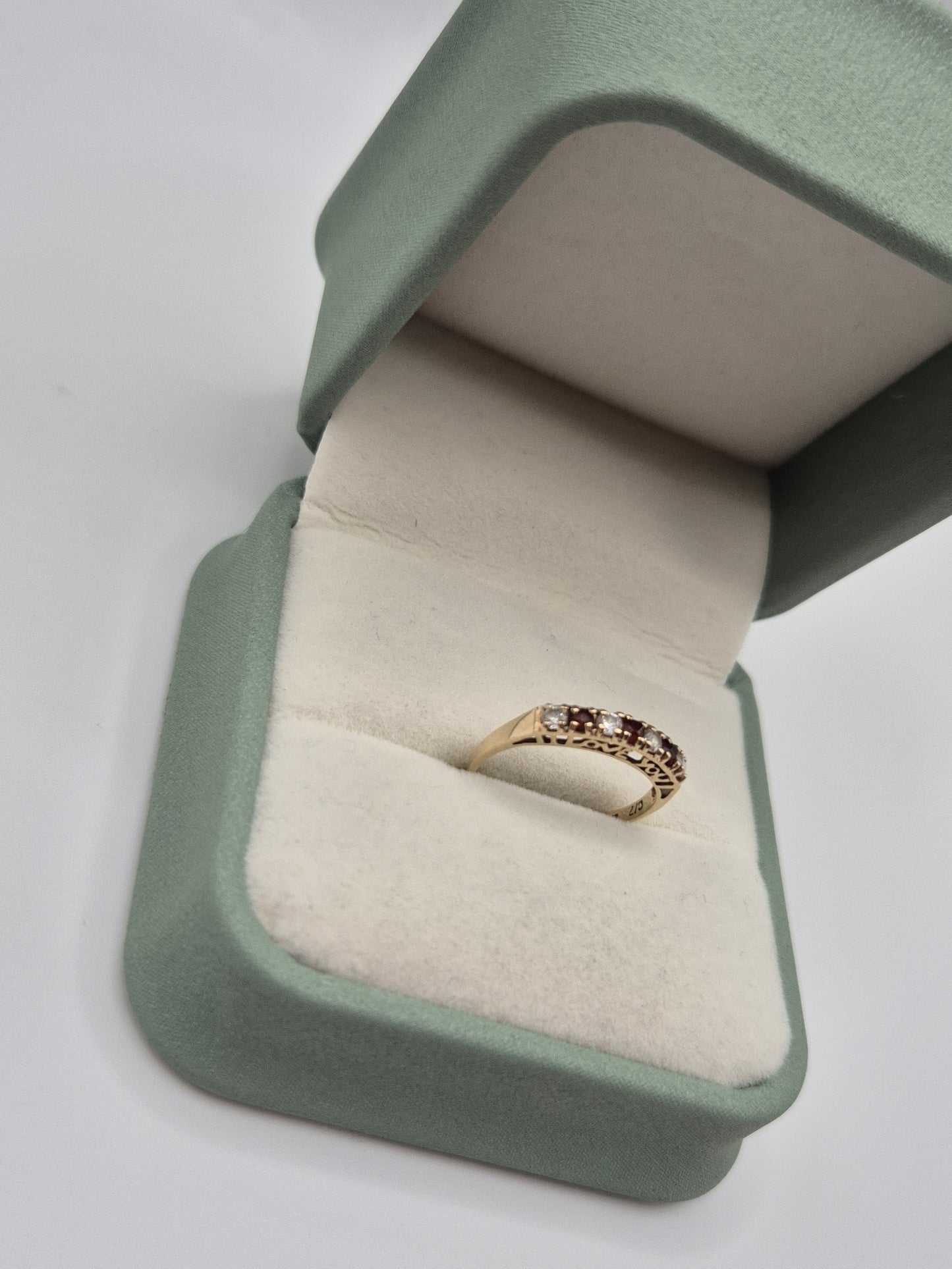9ct gold garnet and cz "i love you" ring