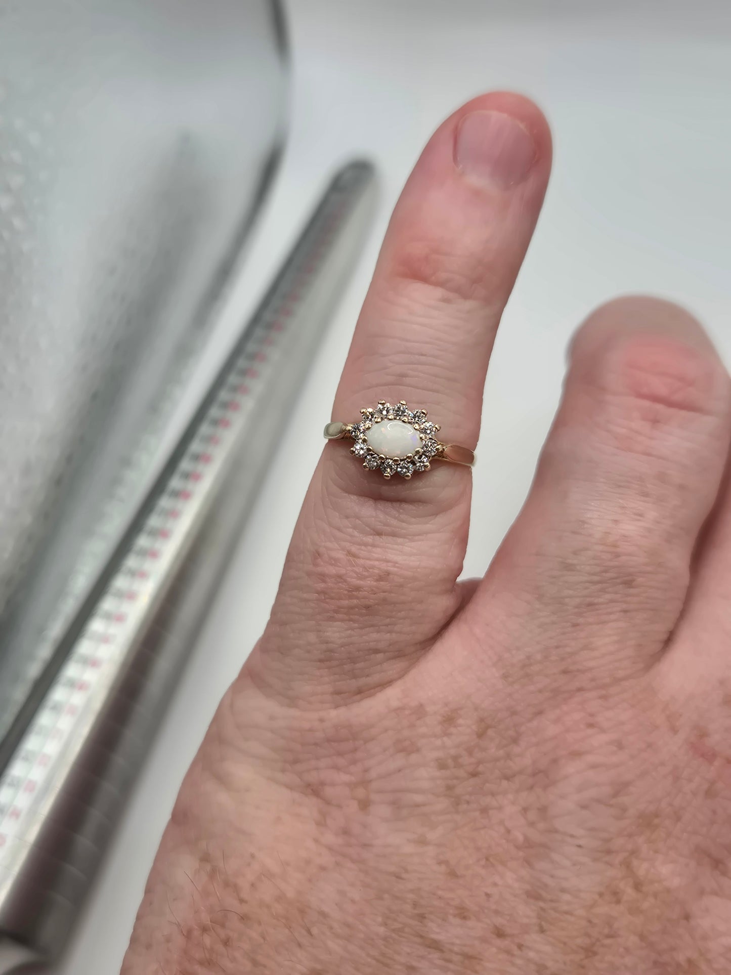 9ct gold opal and cz ring
