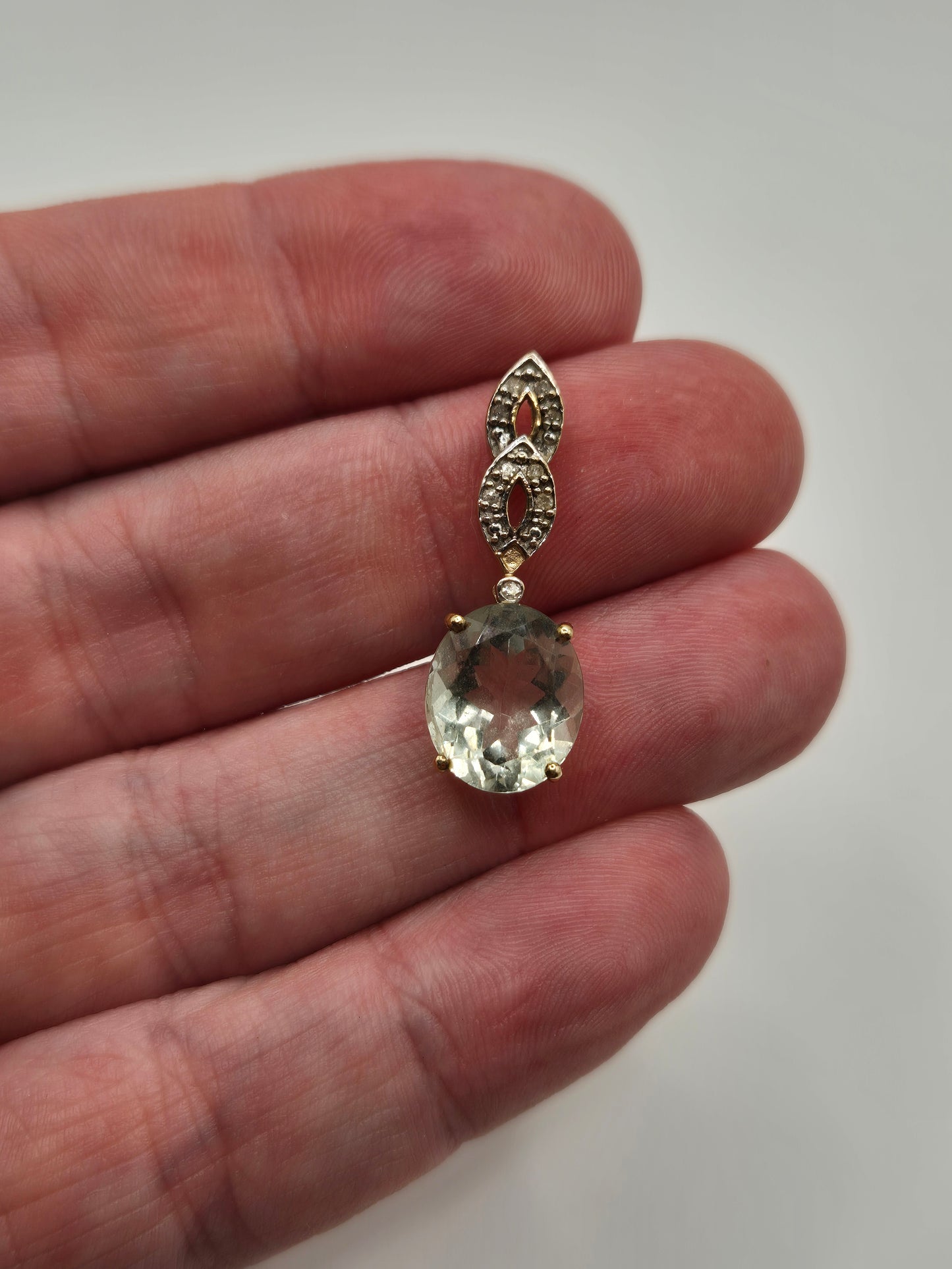 9ct gold prasiolite pendant
