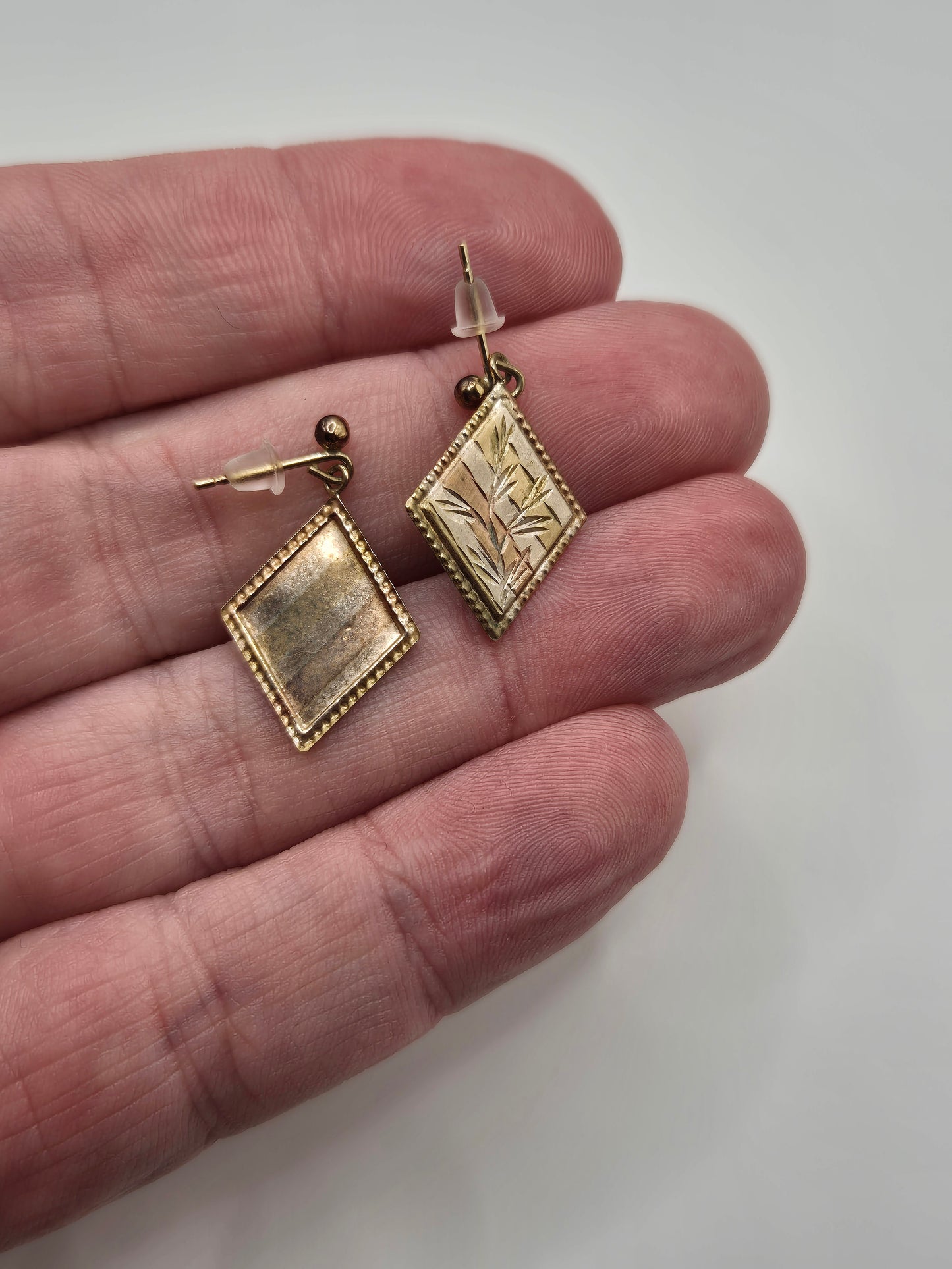9ct tri gold earrings