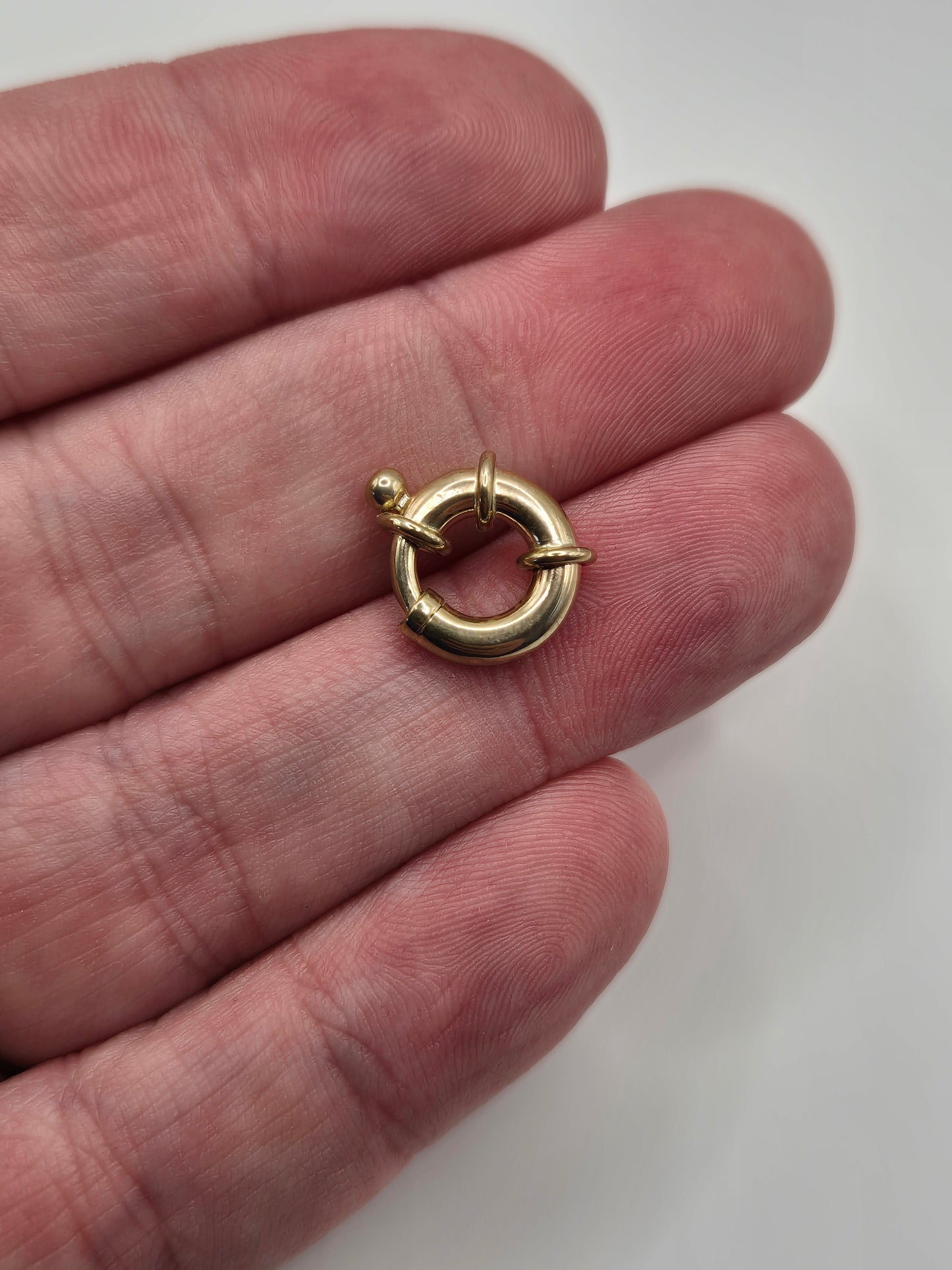 9ct gold clasp