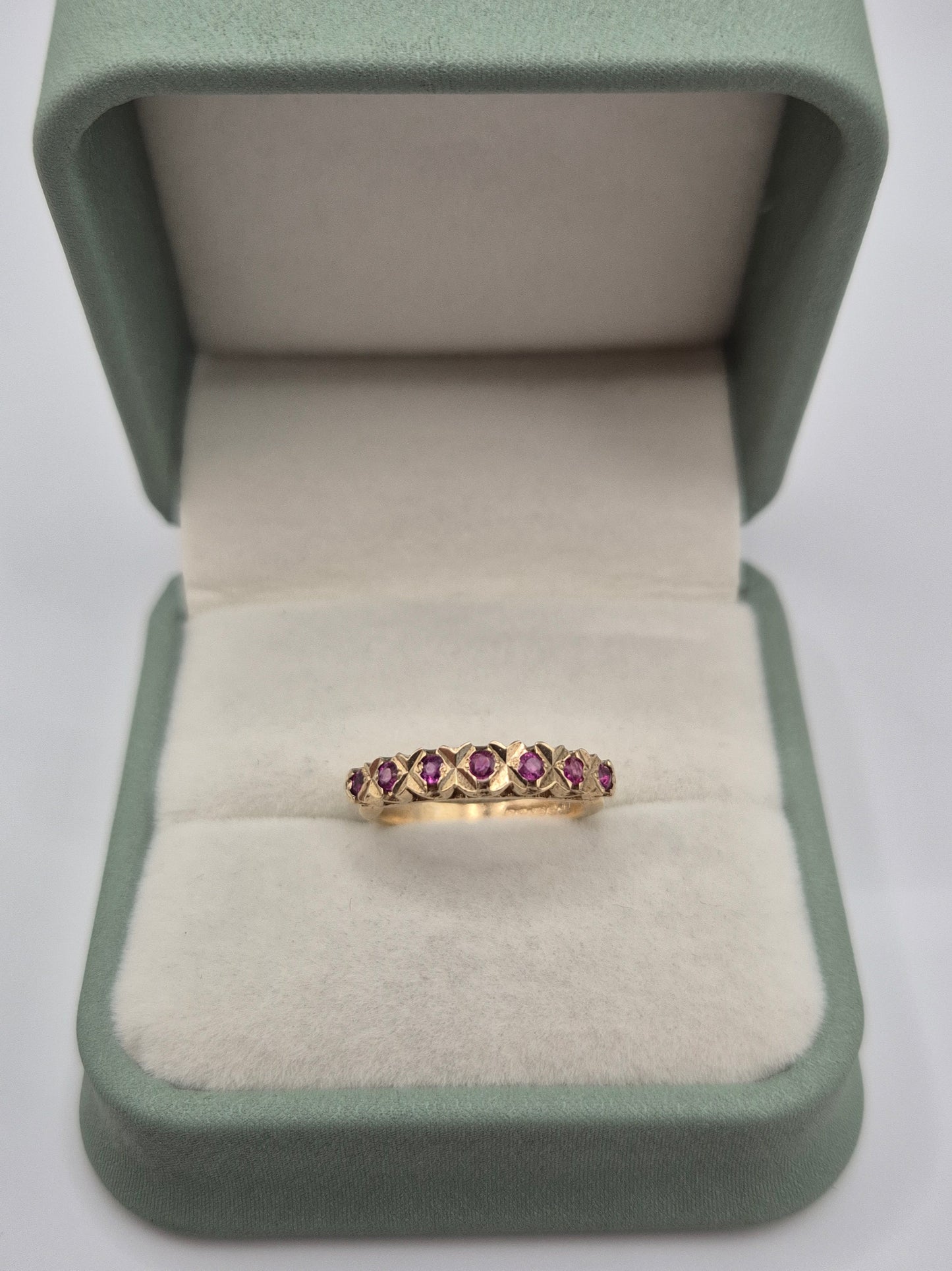 9ct gold ruby ring