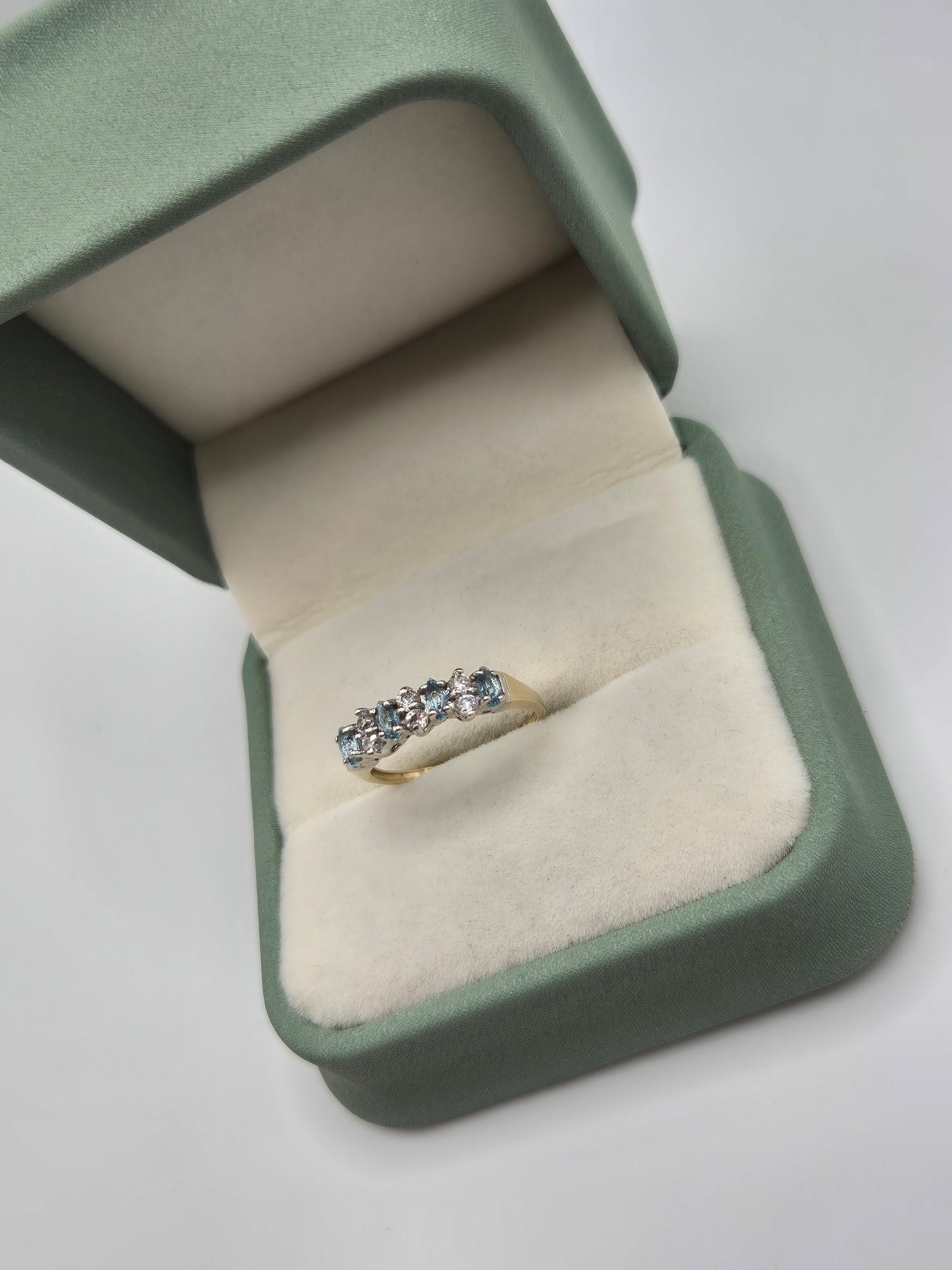 9ct gold topaz and cz ring