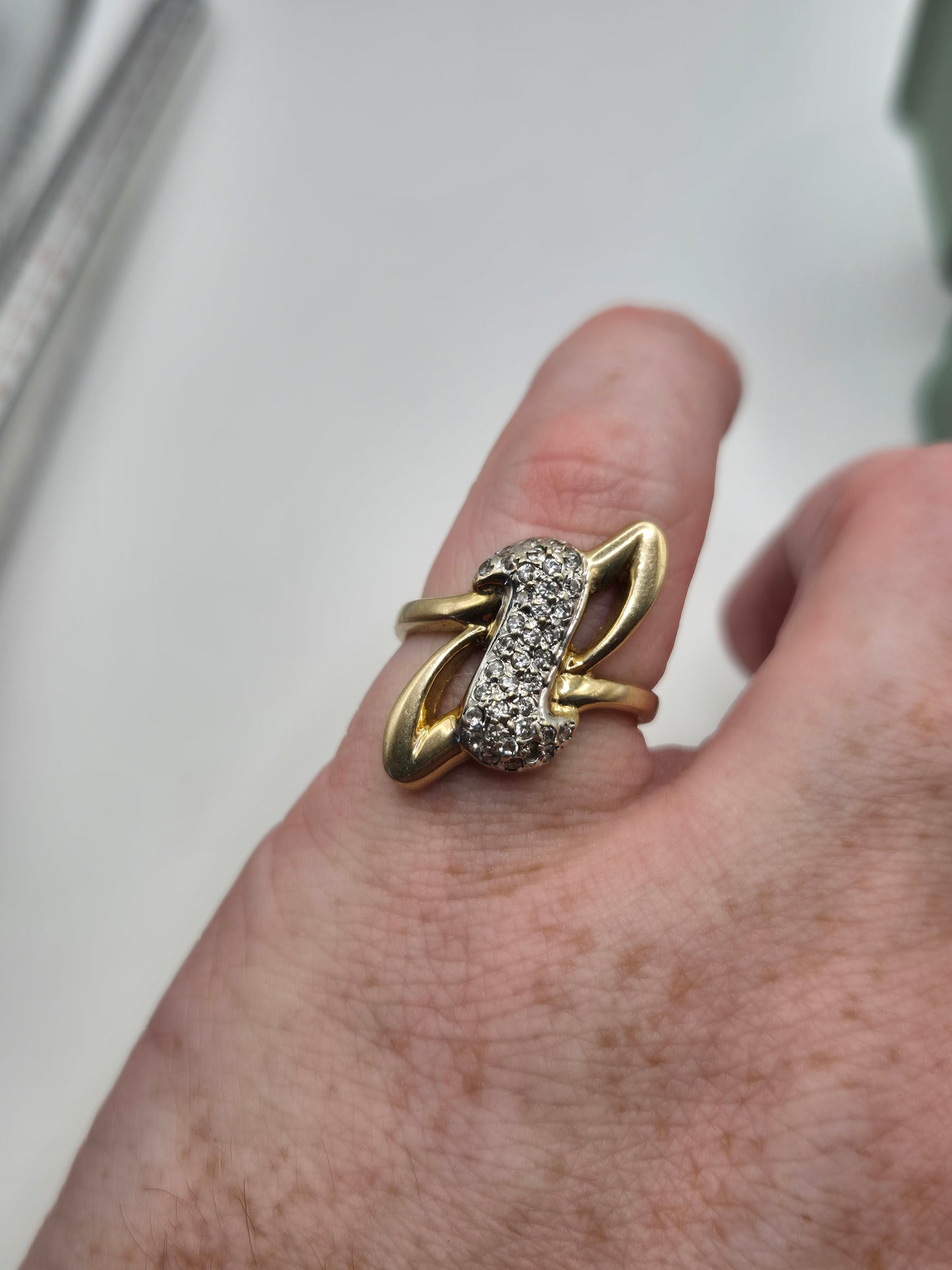 9ct gold cz ring