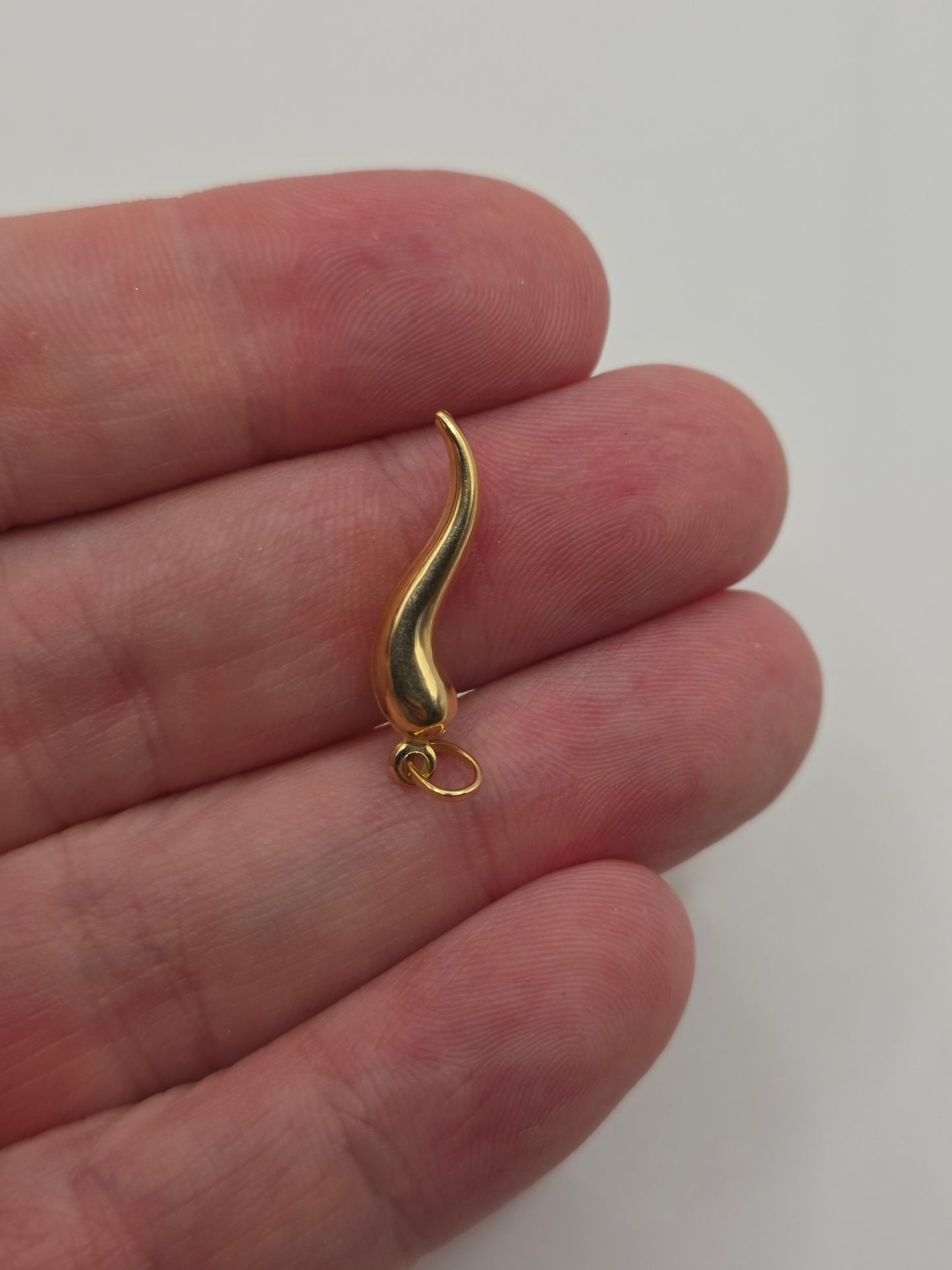 9ct gold horn of plenty charm
