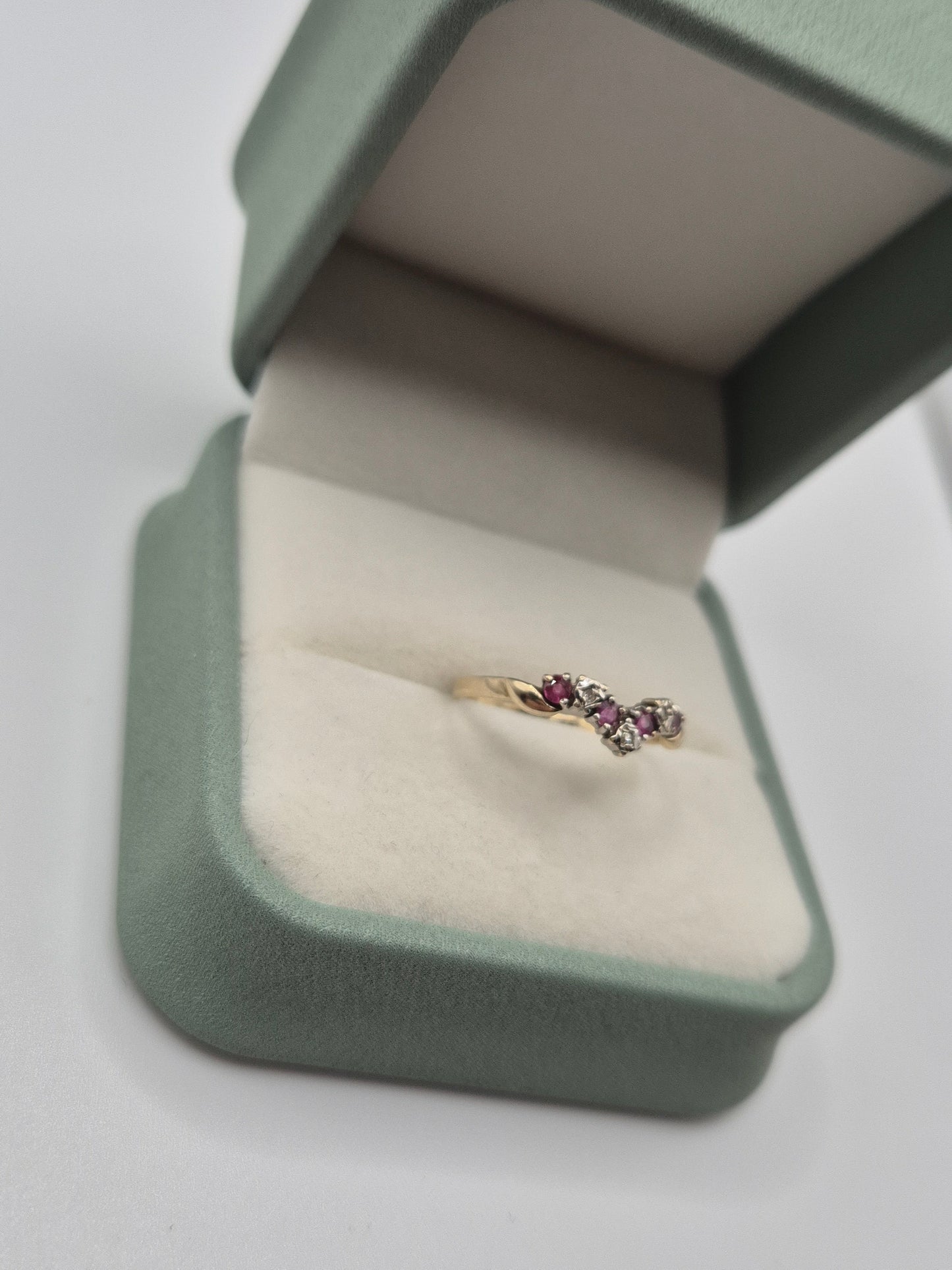9ct gold ruby and diamond wishbone ring