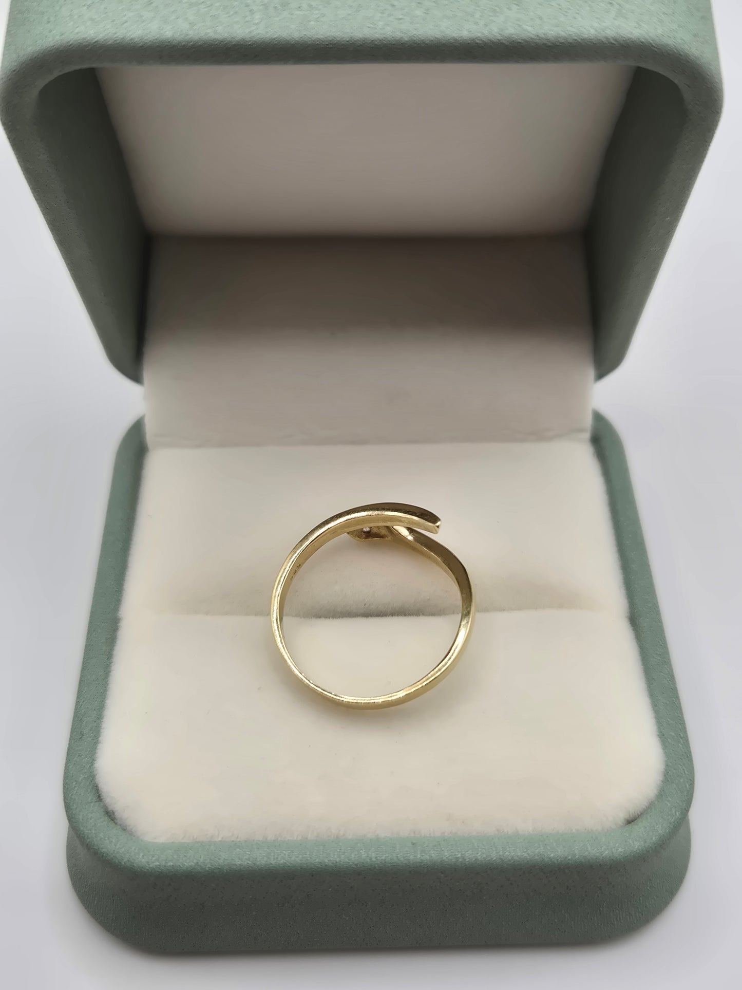 14ct gold cz snake ring
