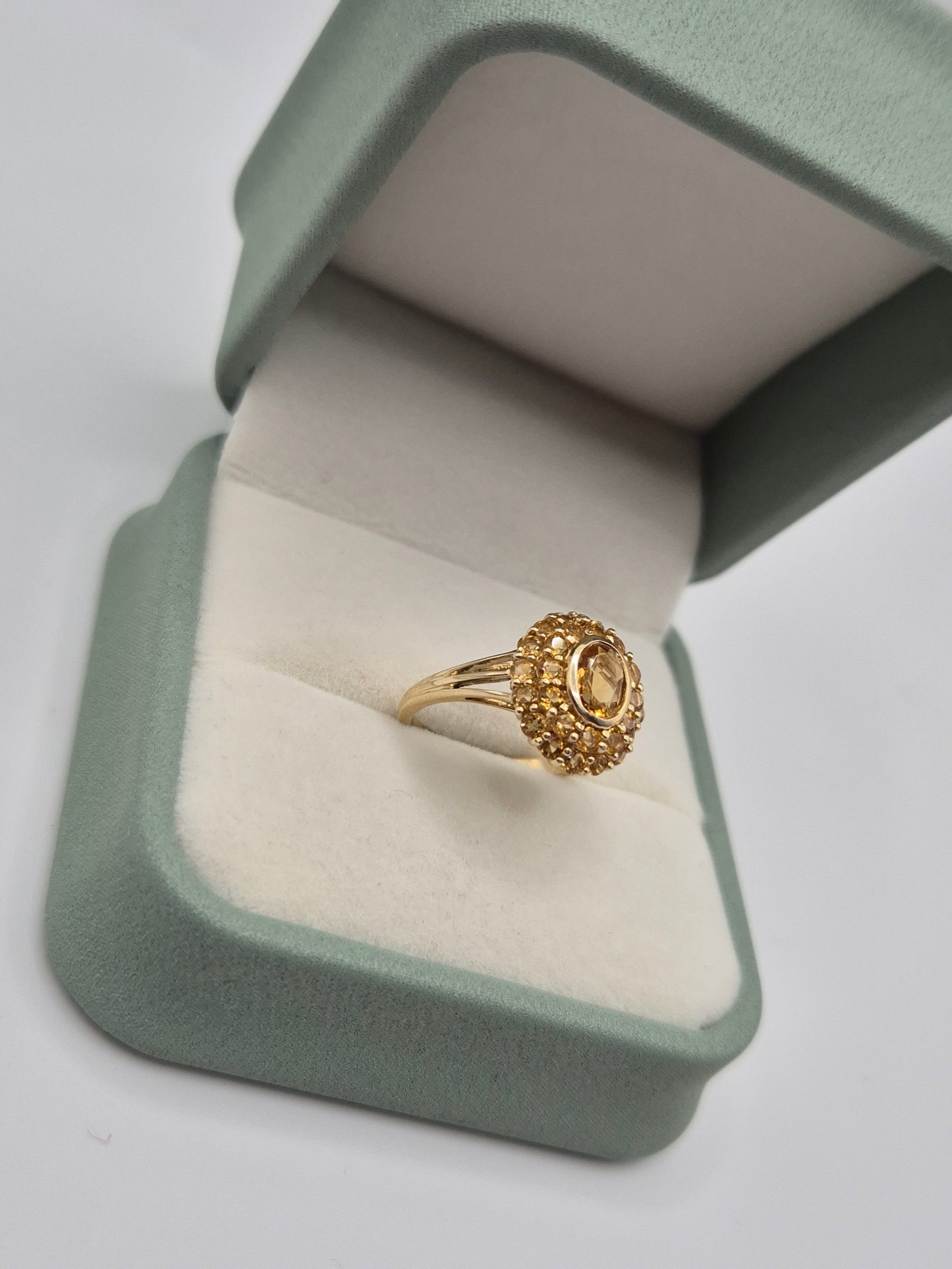 9ct gold citrine cluster ring