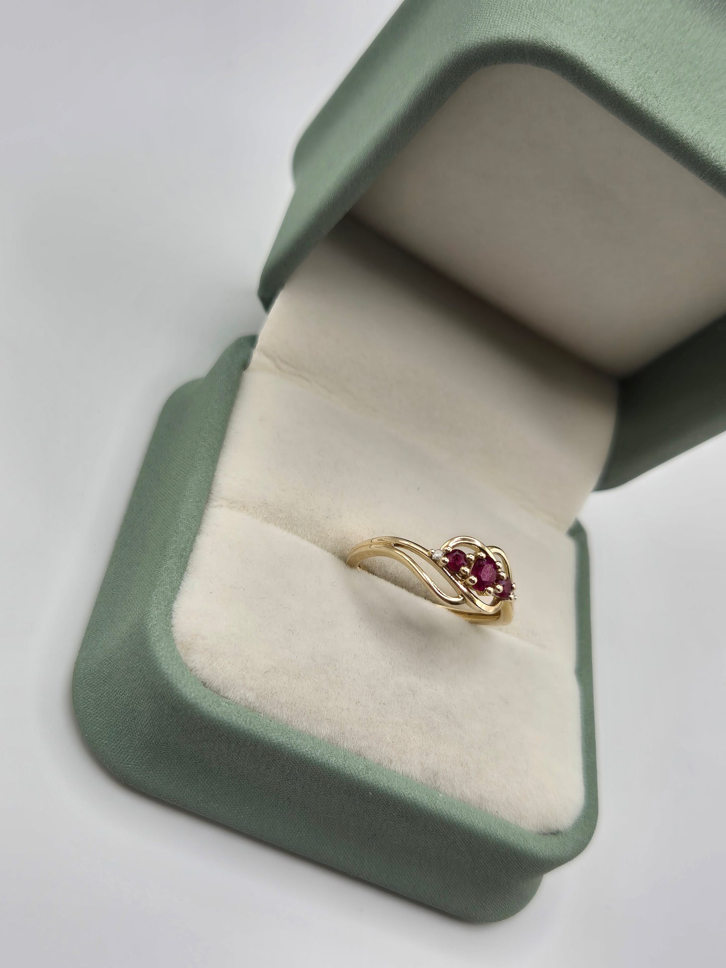 9ct gold ruby and diamond ring