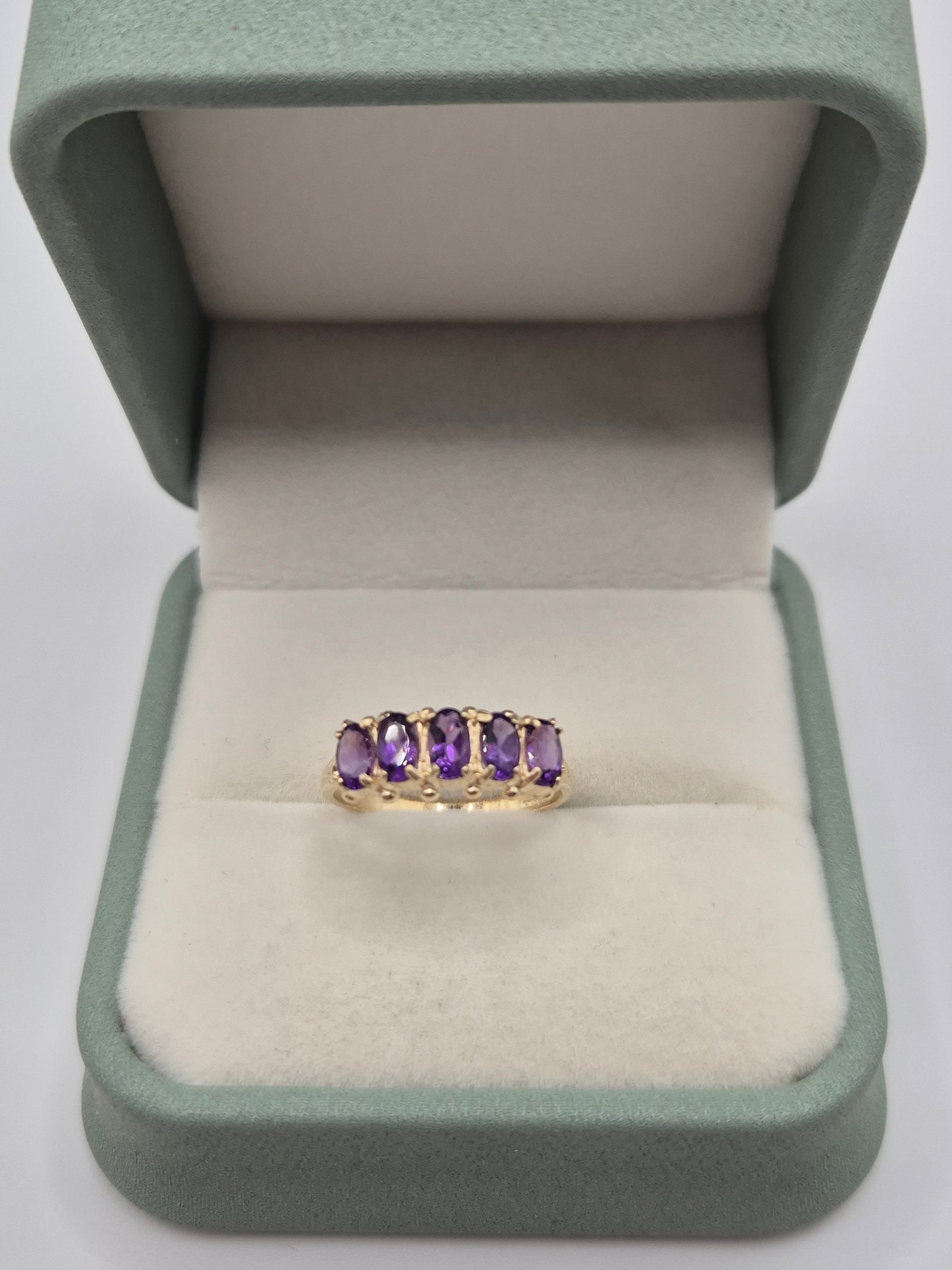 9ct gold amethyst ring