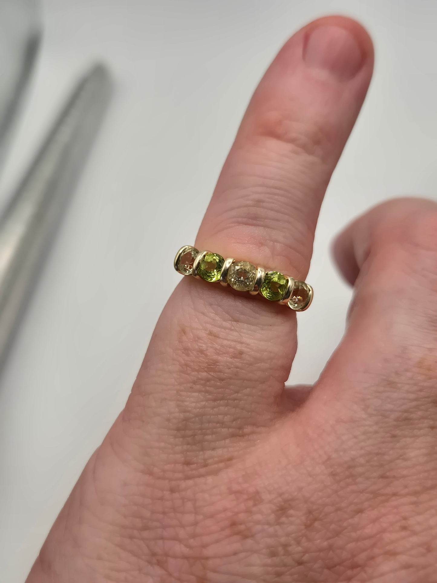 9ct gold peridot and citrine ring