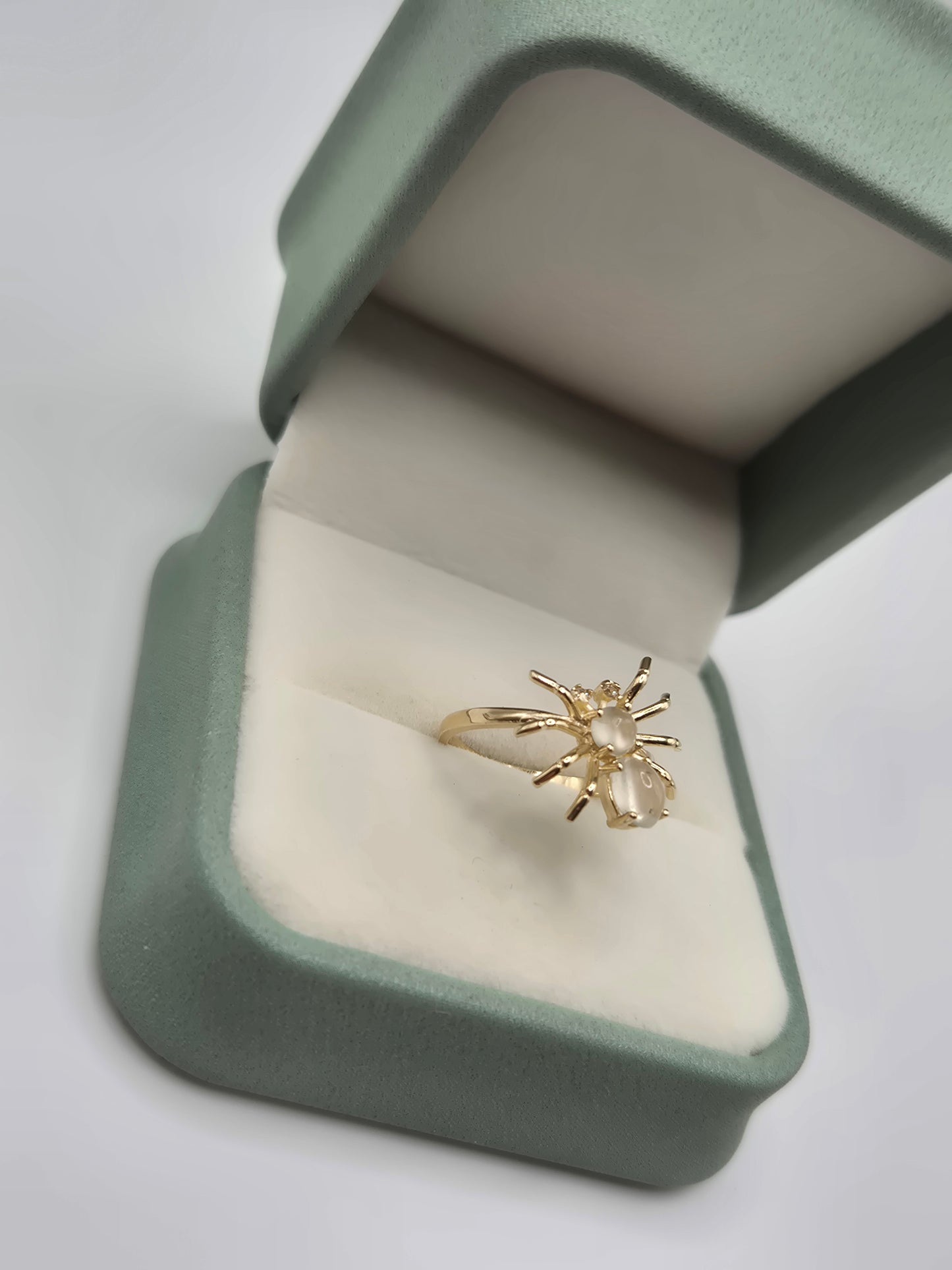 9ct gold moonstone and diamond spider ring