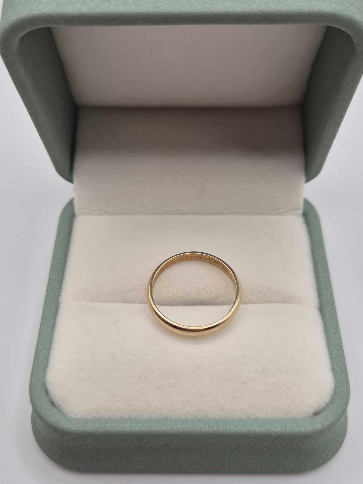 9ct gold wedding band ring