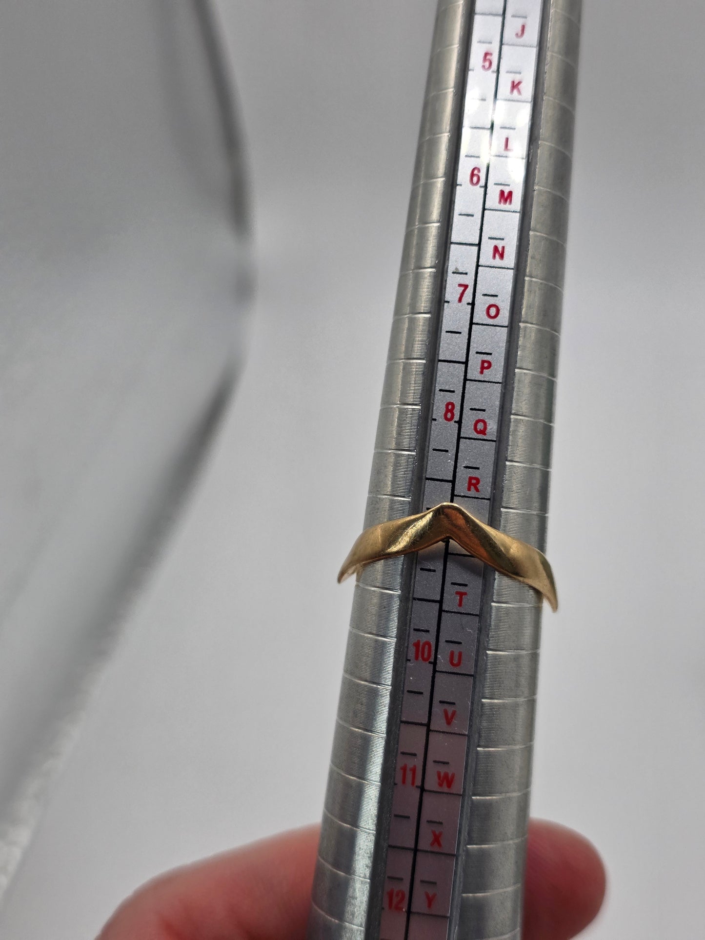9ct gold wishbone ring