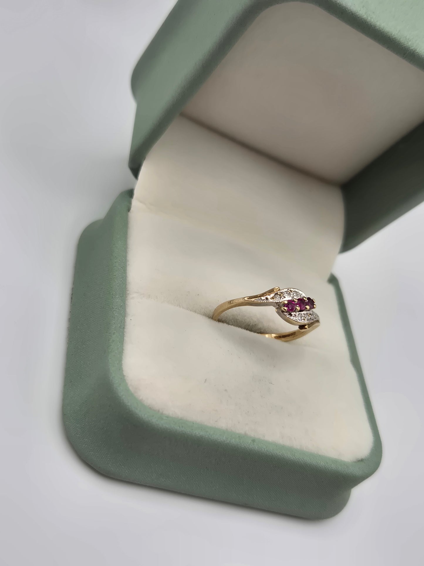 9ct gold ruby and diamond ring