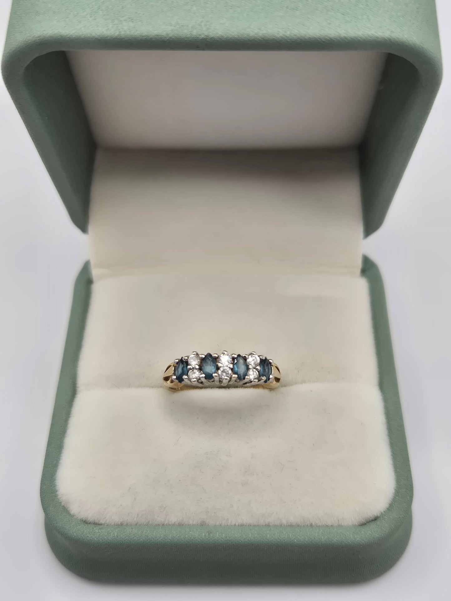 9ct gold topaz and cz ring